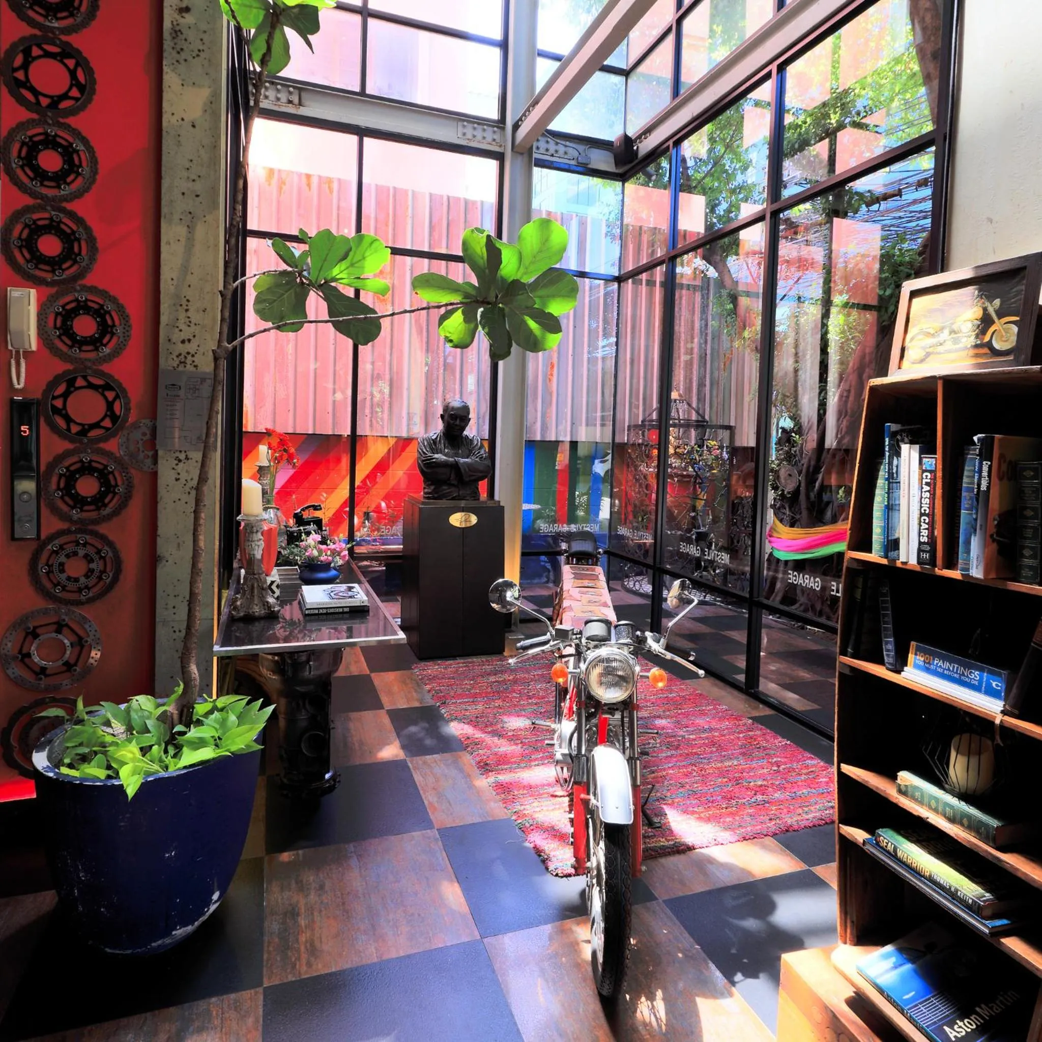 Lobby or reception in MeStyle Garage Hotel