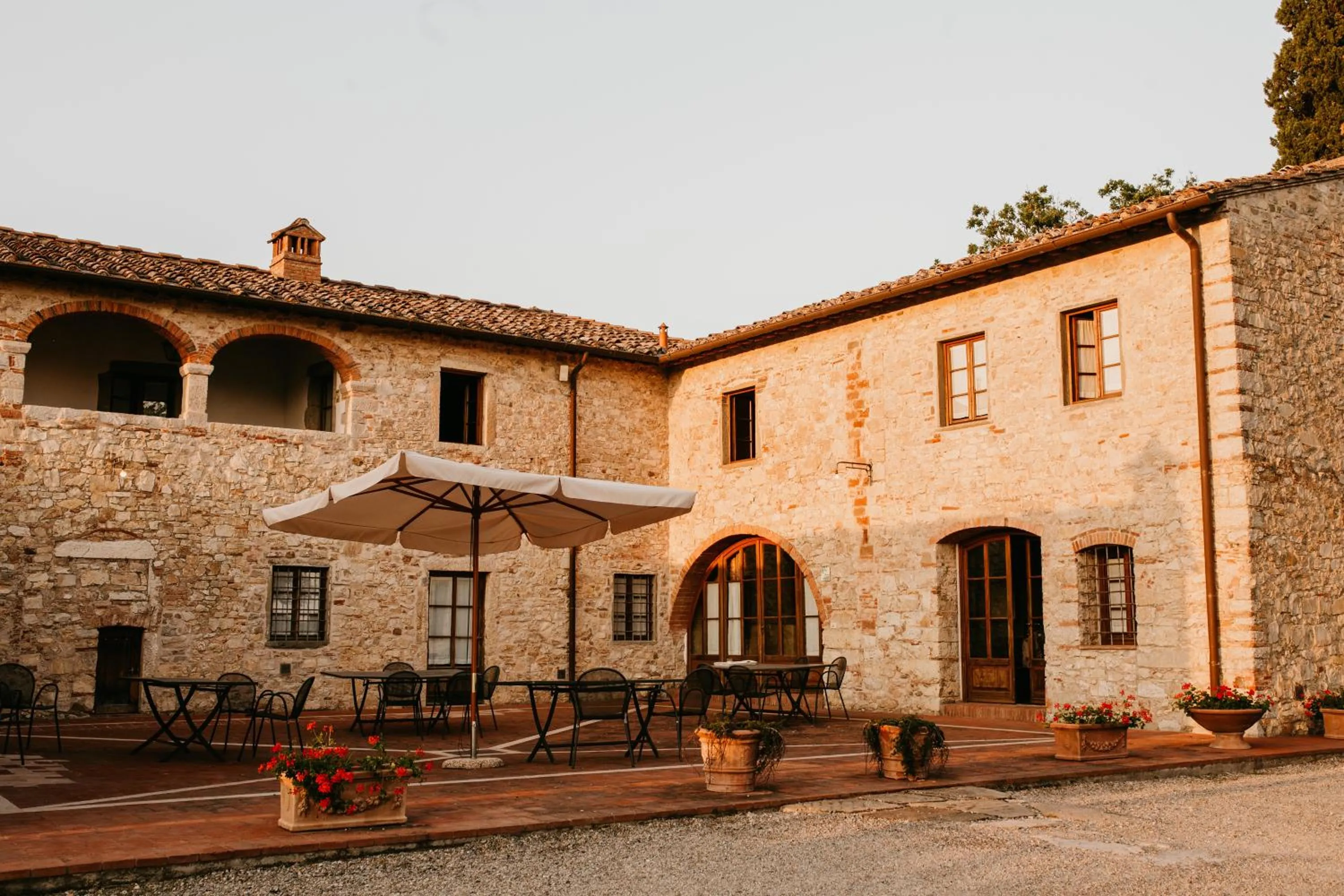 Property building in Castello Di Meleto