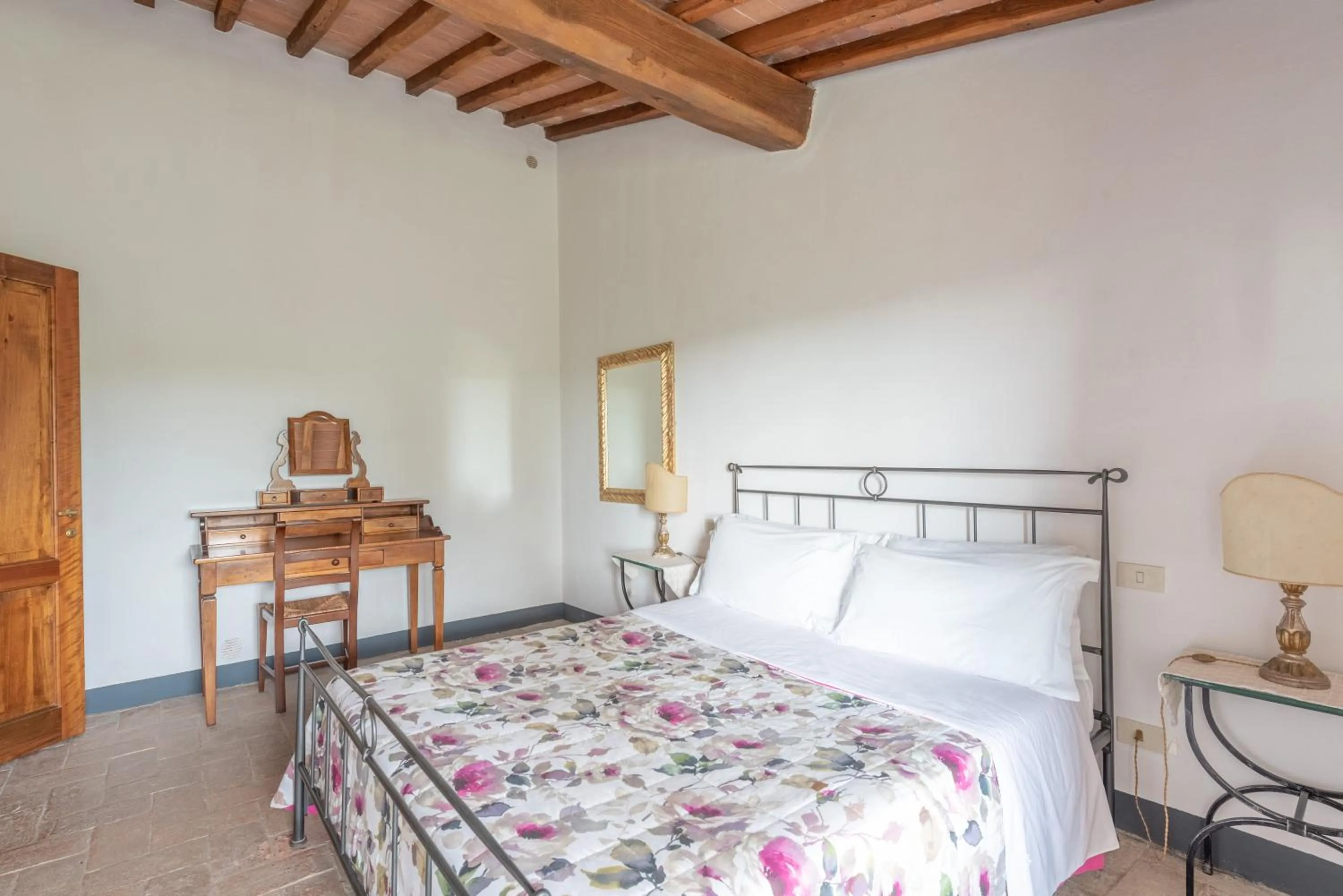 Bedroom, Bed in Castello Di Meleto