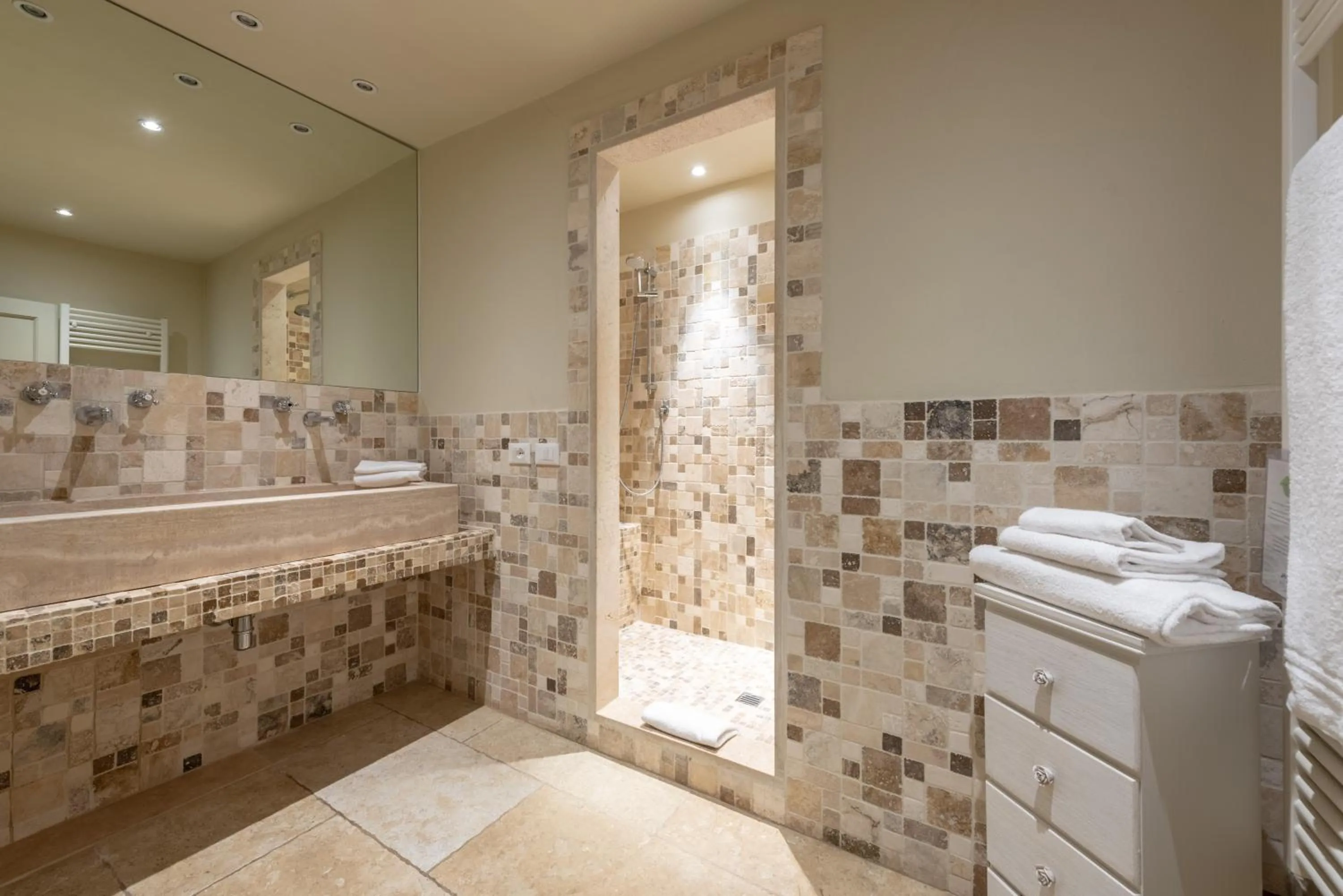 Bathroom in Castello Di Meleto