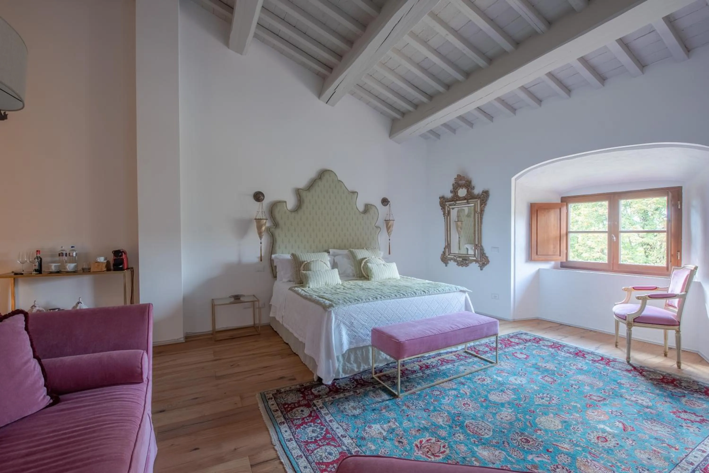 Bed in Castello Di Meleto
