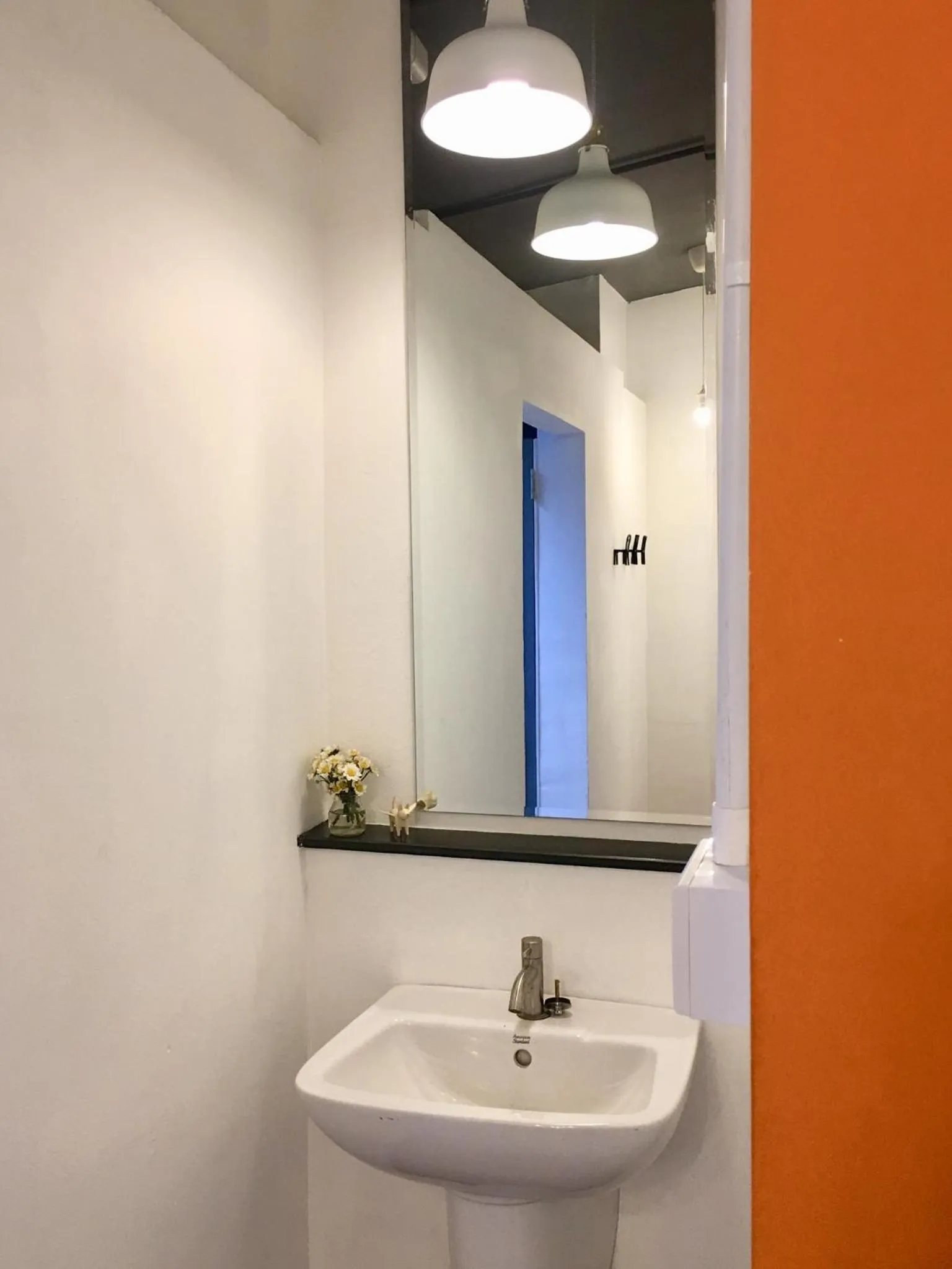 Decorative detail in Bangkok Sanookdee Hostel