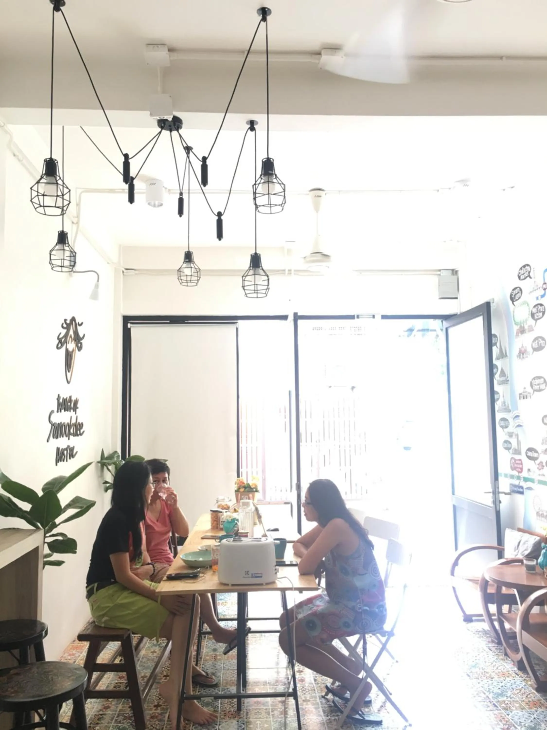 Restaurant/places to eat in Bangkok Sanookdee Hostel