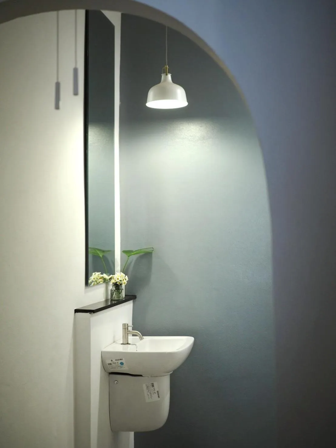 Bathroom in Bangkok Sanookdee Hostel