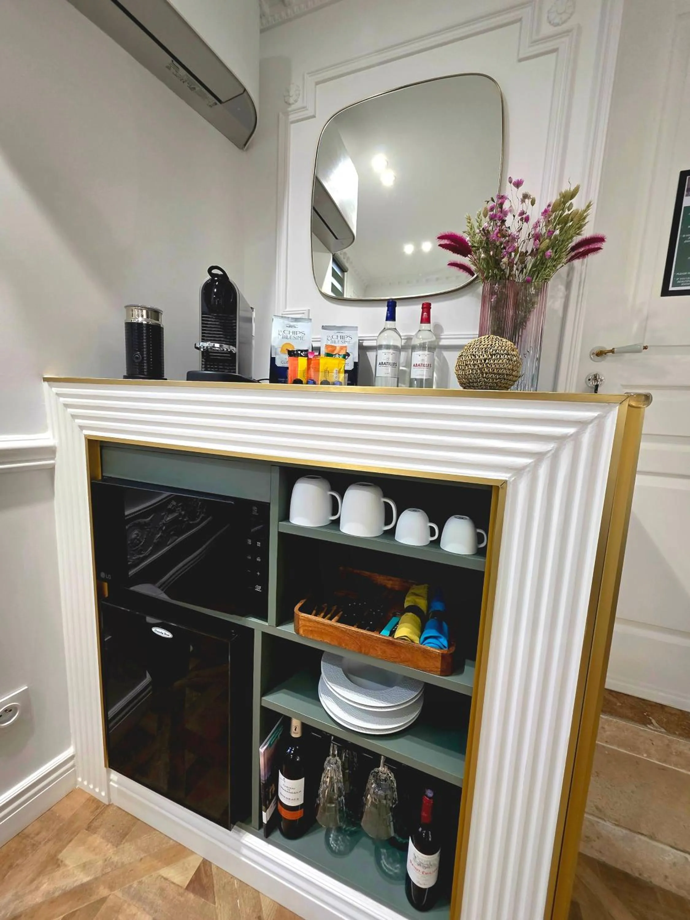 minibar in La Belle Endormie B&B French Guest house