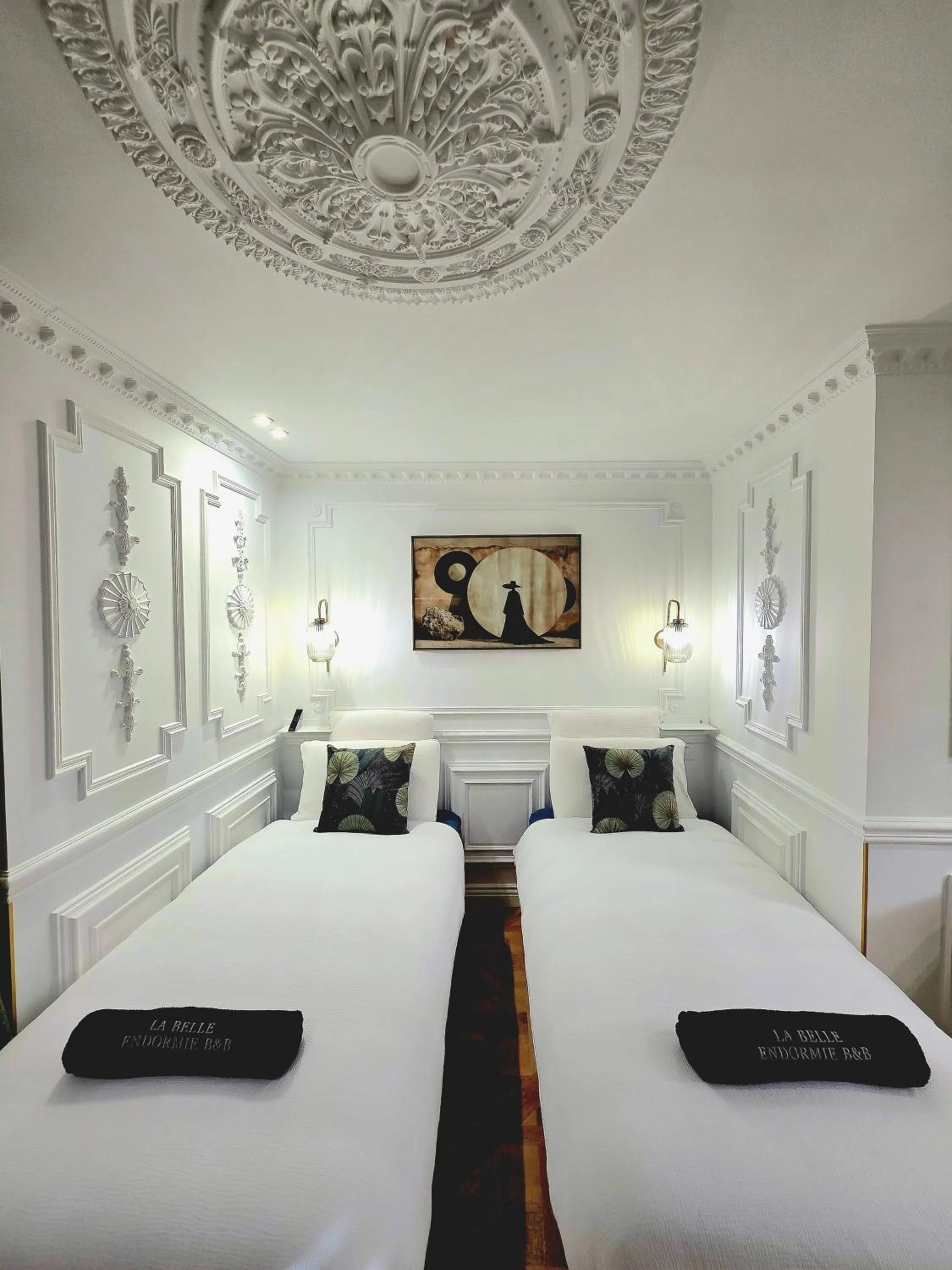 Bed in La Belle Endormie B&B French Guest house