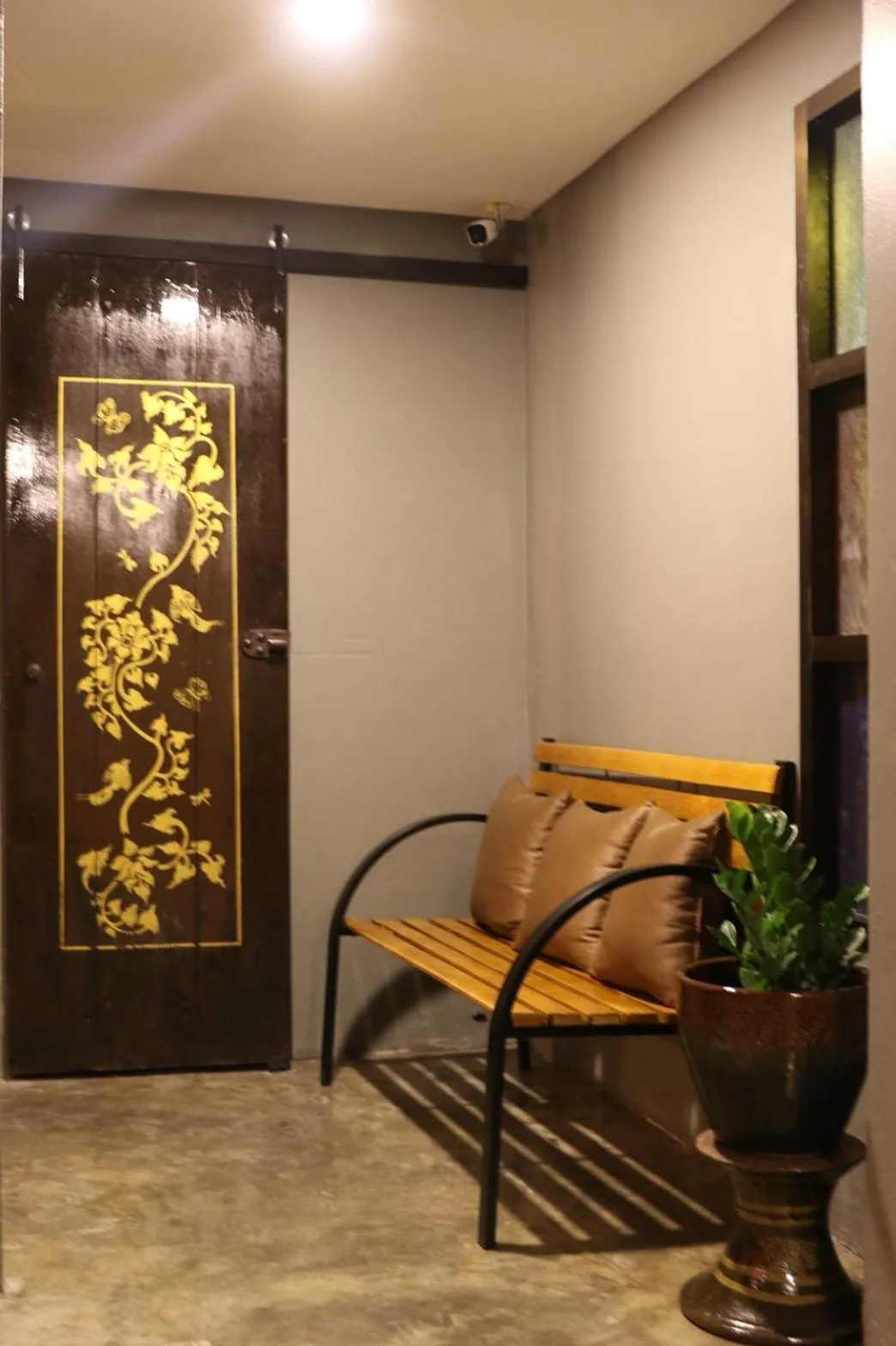 Seating area in Baan Paea Guest House