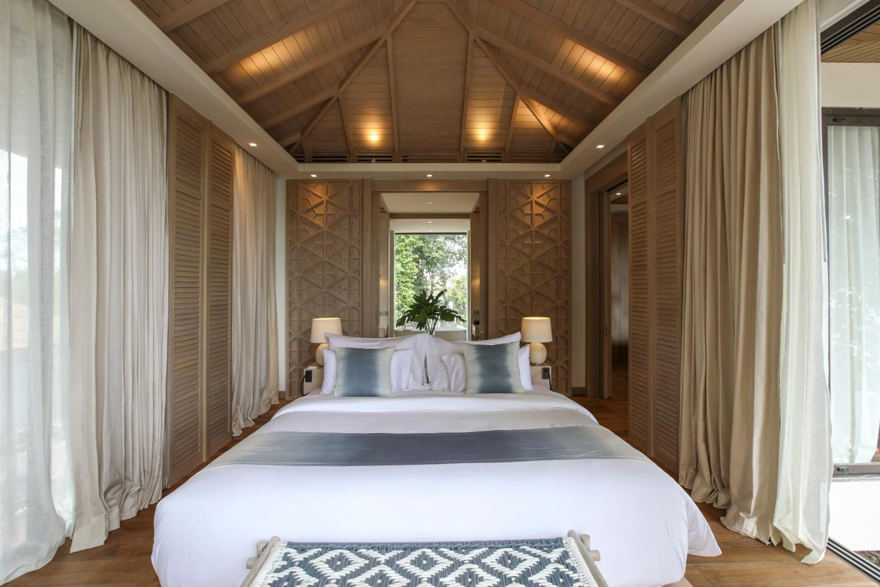 Bed in Cape Fahn Hotel - Private Islands Samui