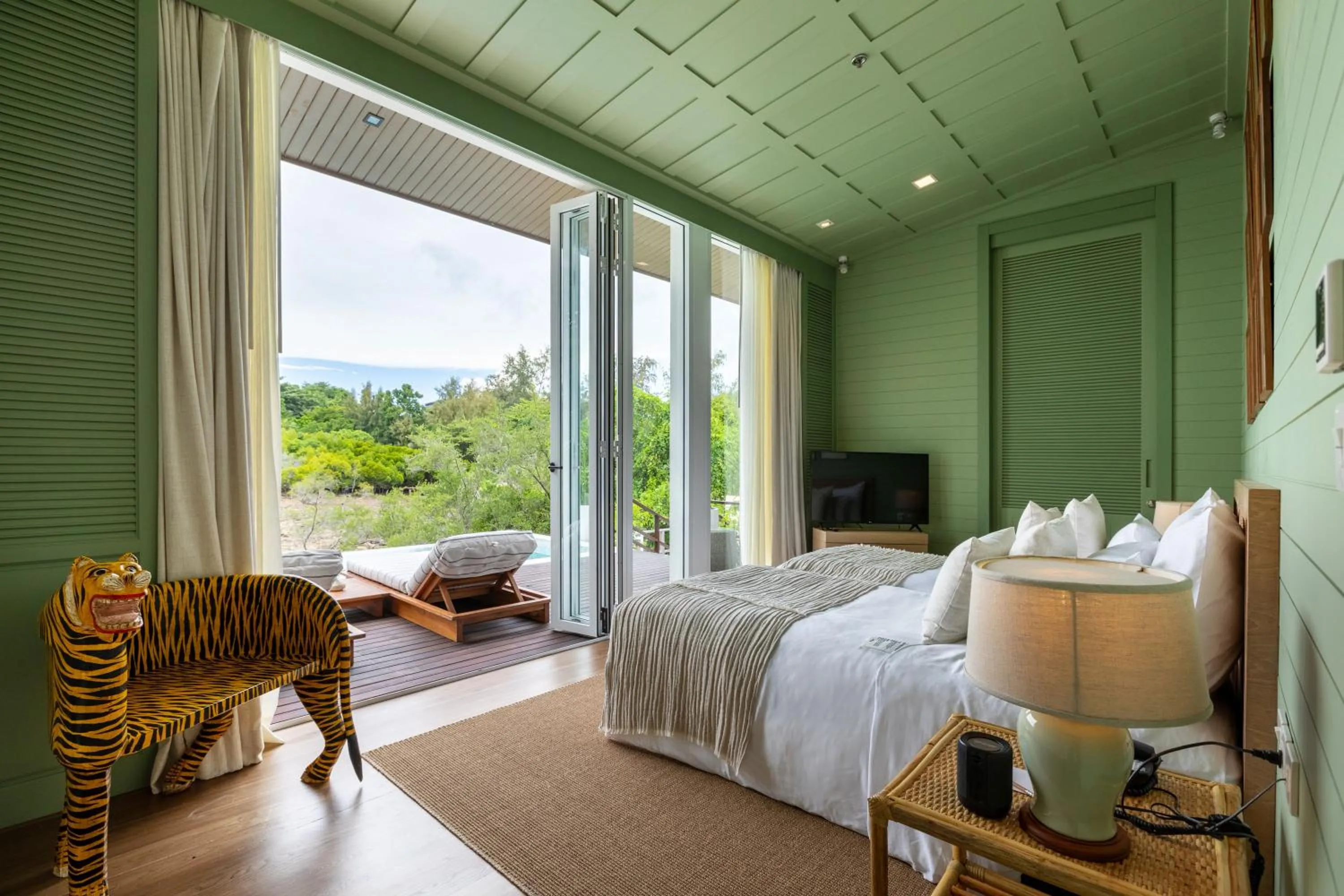 Bed in Cape Fahn Hotel - Private Islands Samui