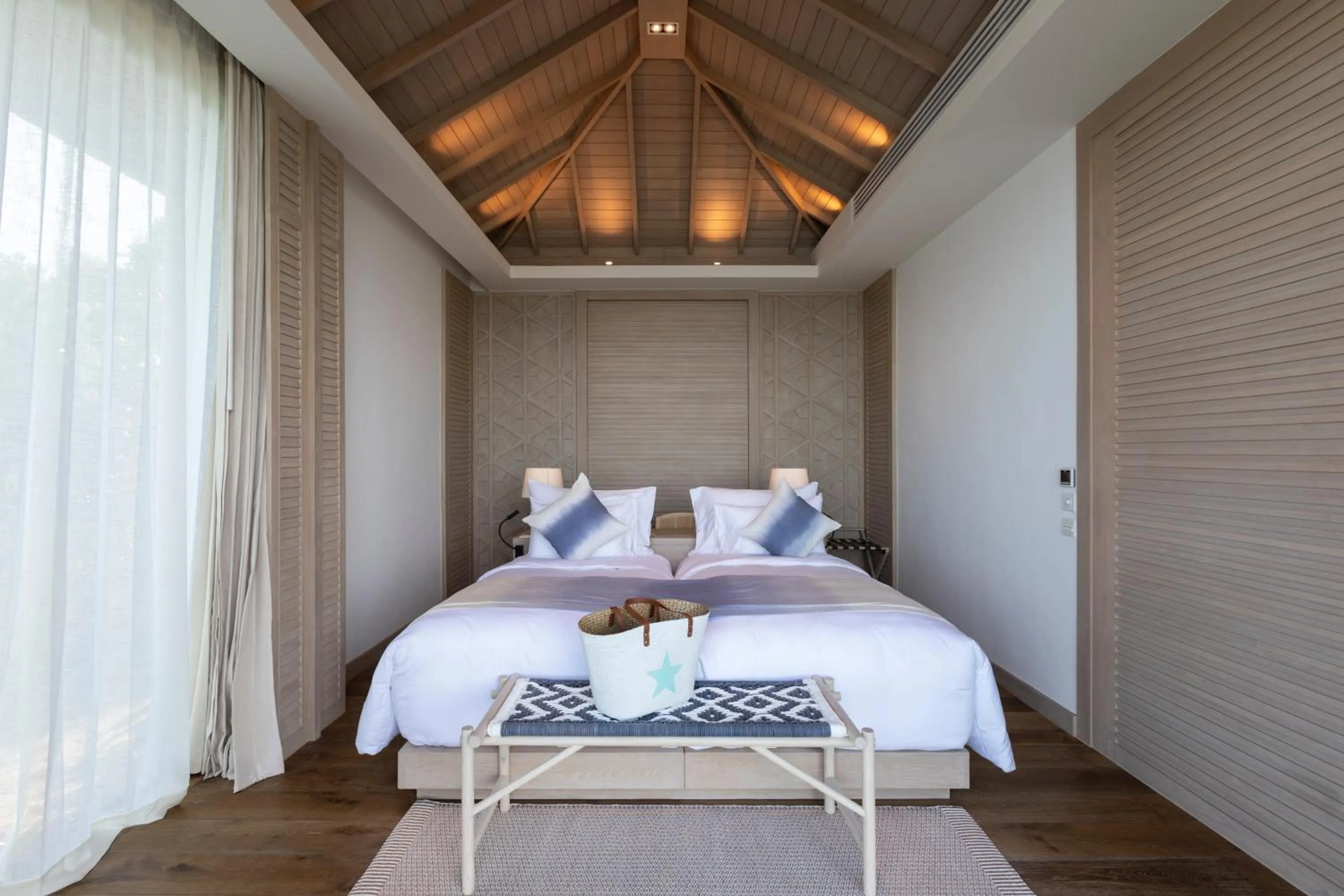 Bed in Cape Fahn Hotel - Private Islands Samui