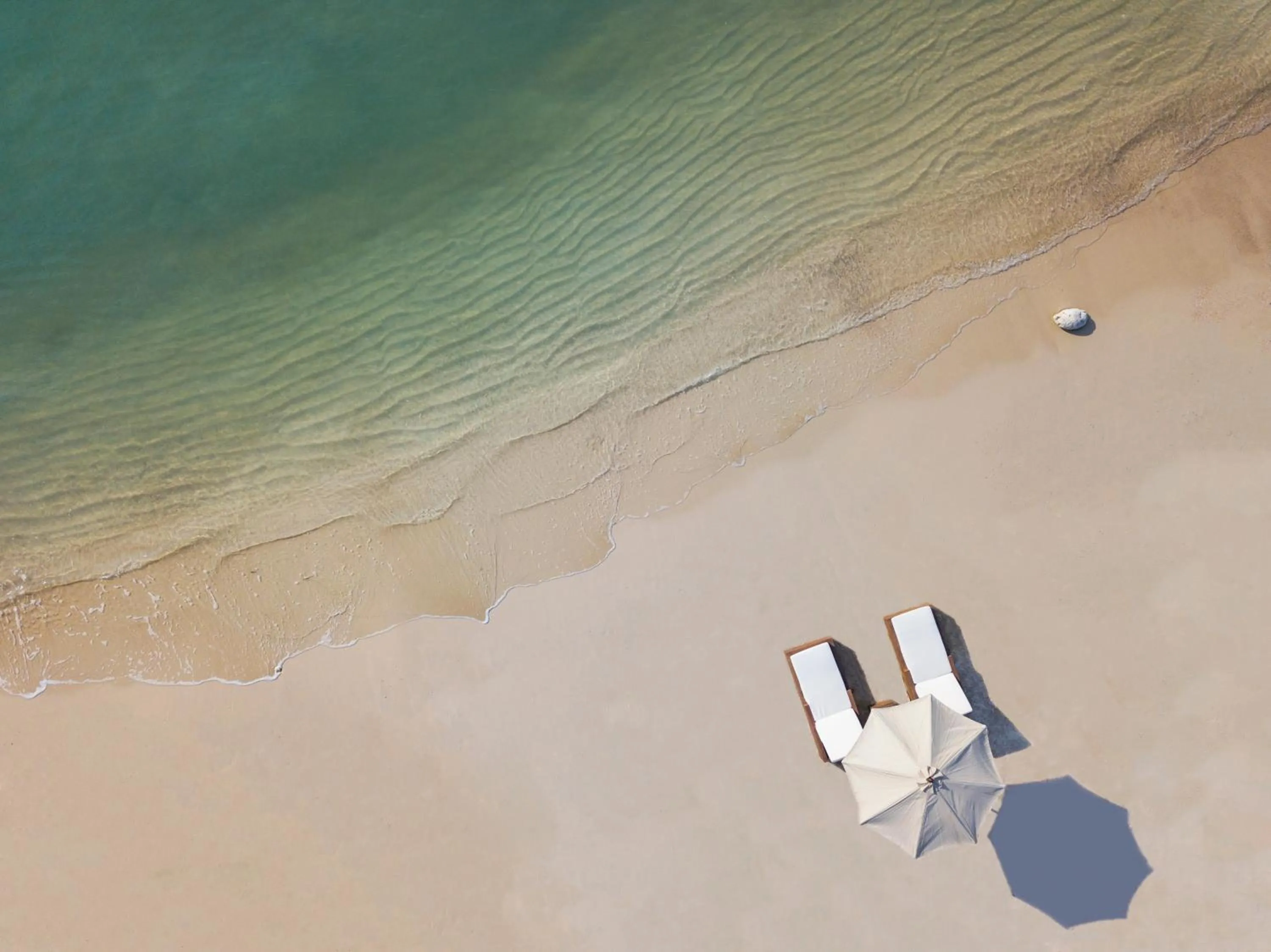 Beach in Cape Fahn Hotel - Private Islands Samui