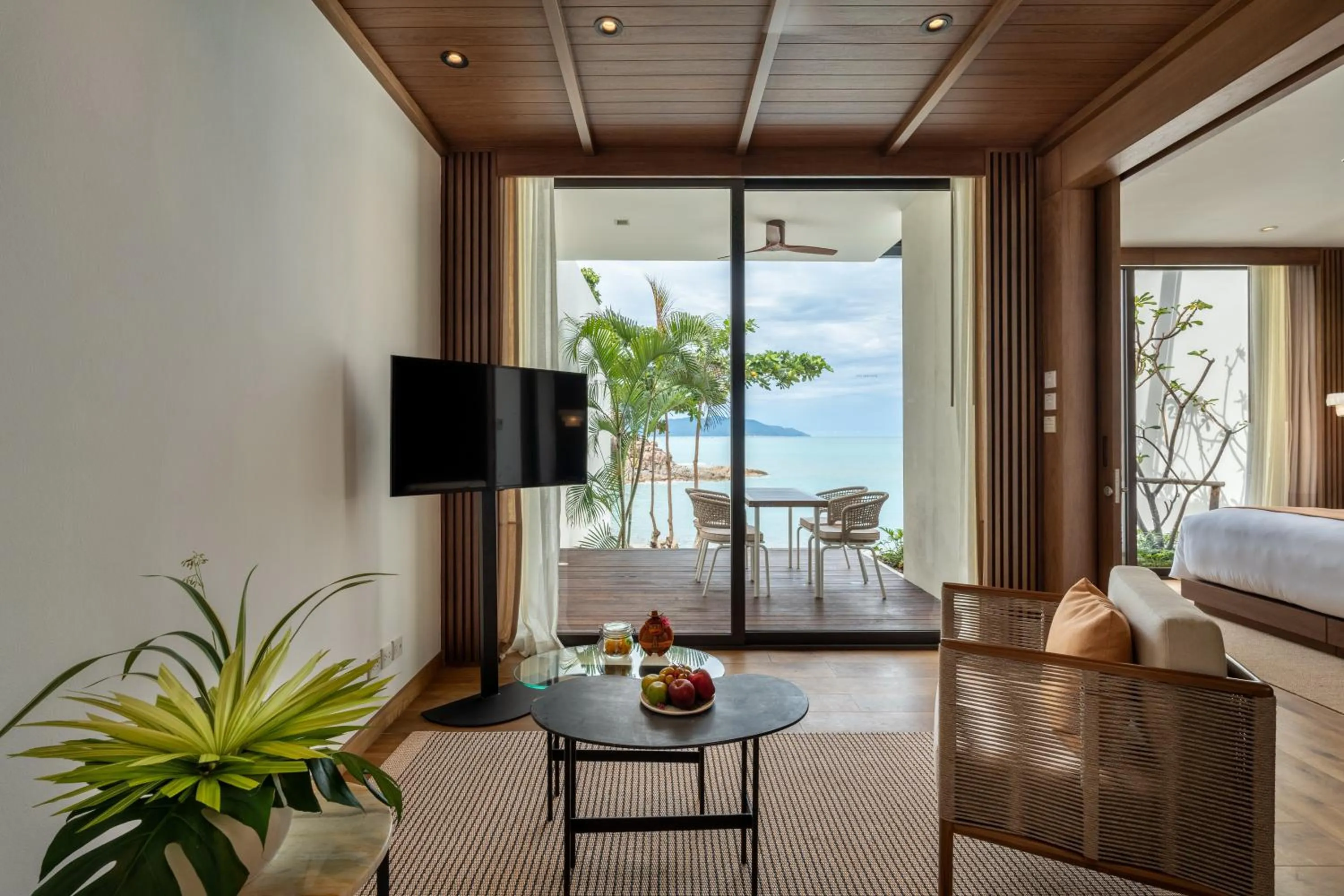 TV and multimedia in Cape Fahn Hotel - Private Islands Samui