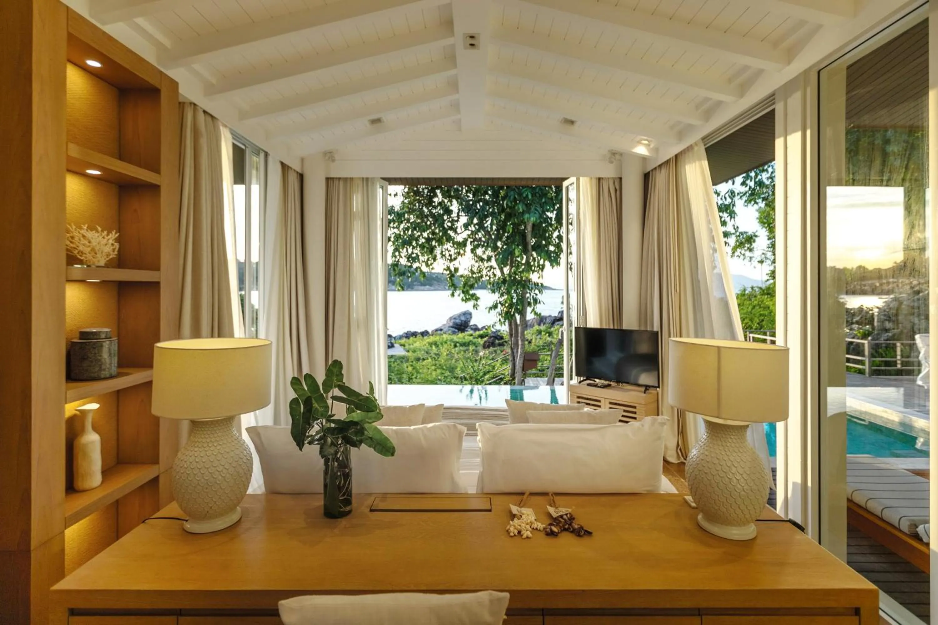 Bed in Cape Fahn Hotel - Private Islands Samui