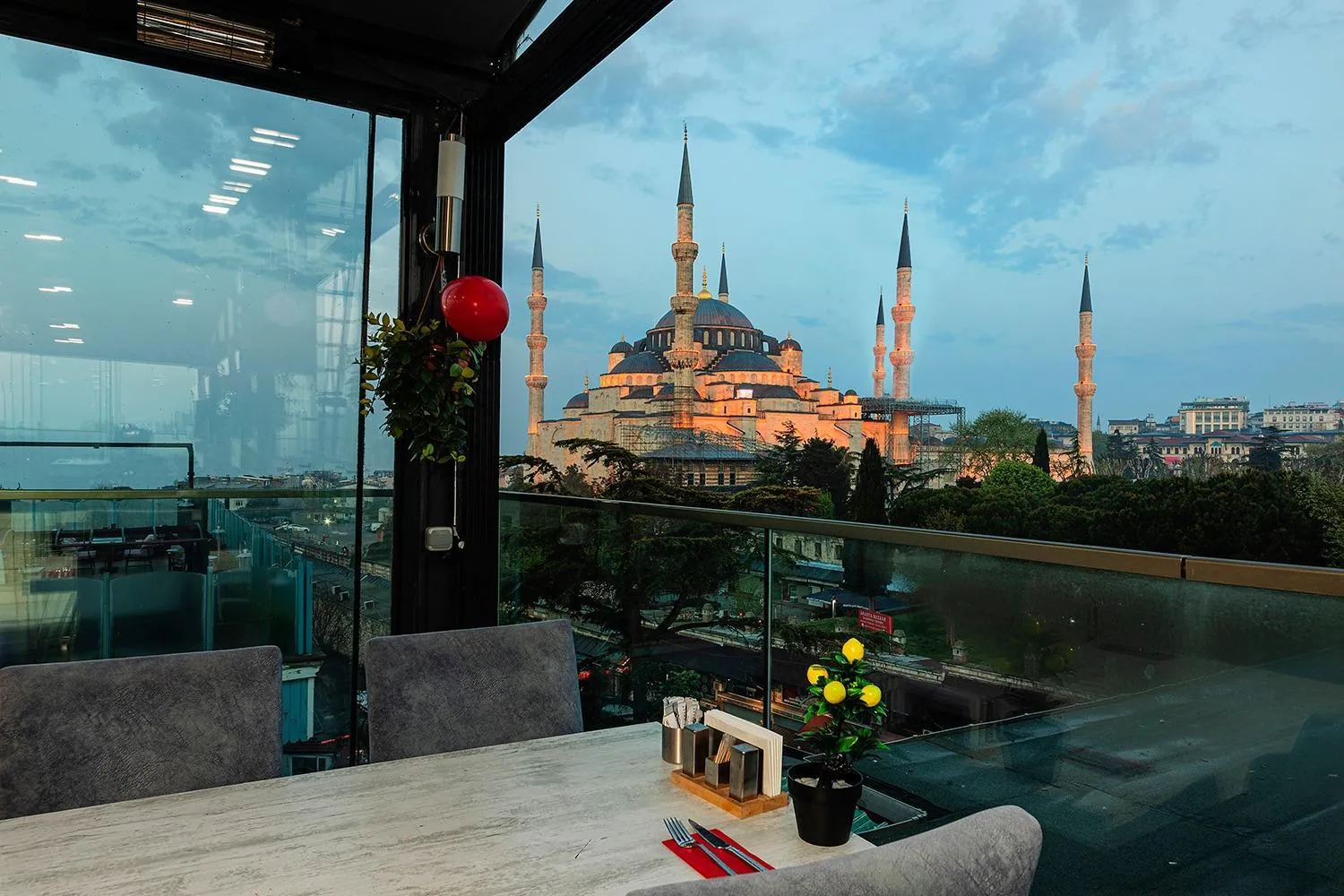 Balcony/Terrace in Aristocrat Hotel