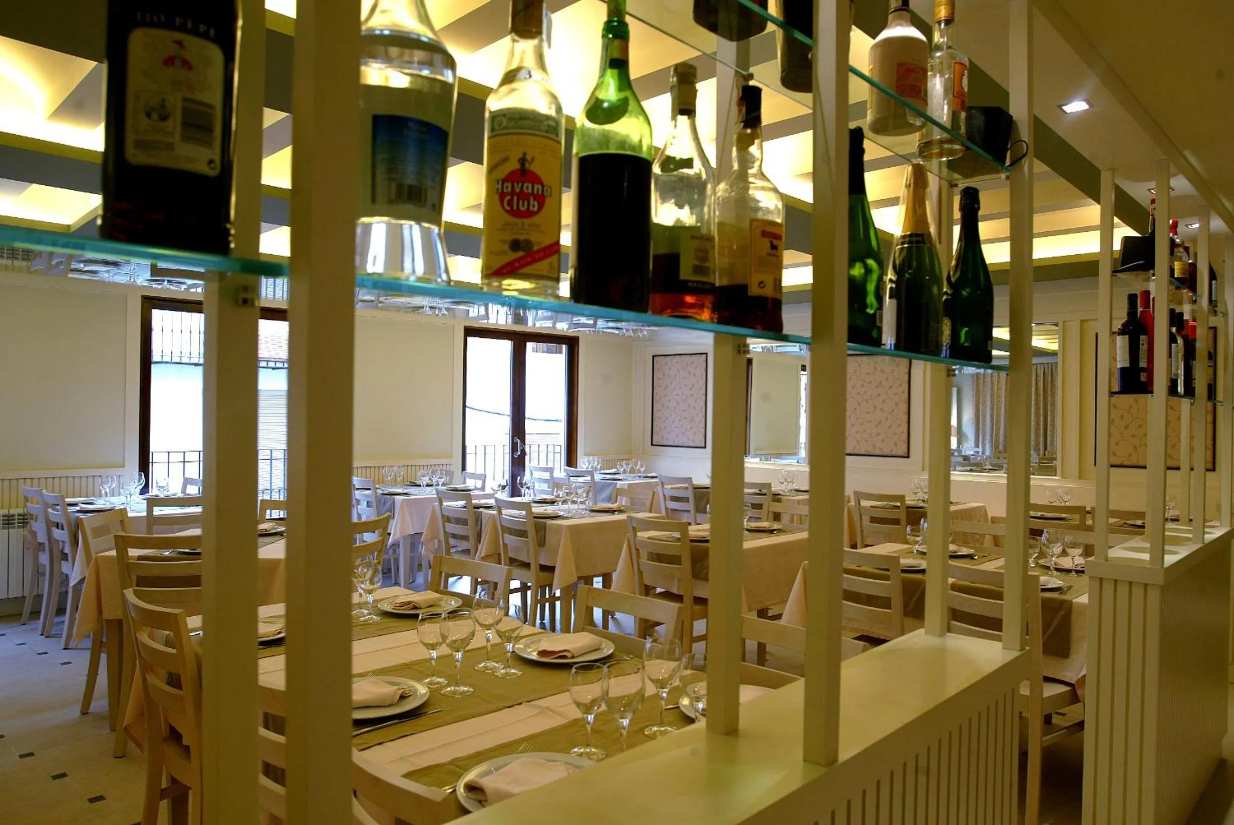 Restaurant/places to eat in Hotel La Fonda Moreno