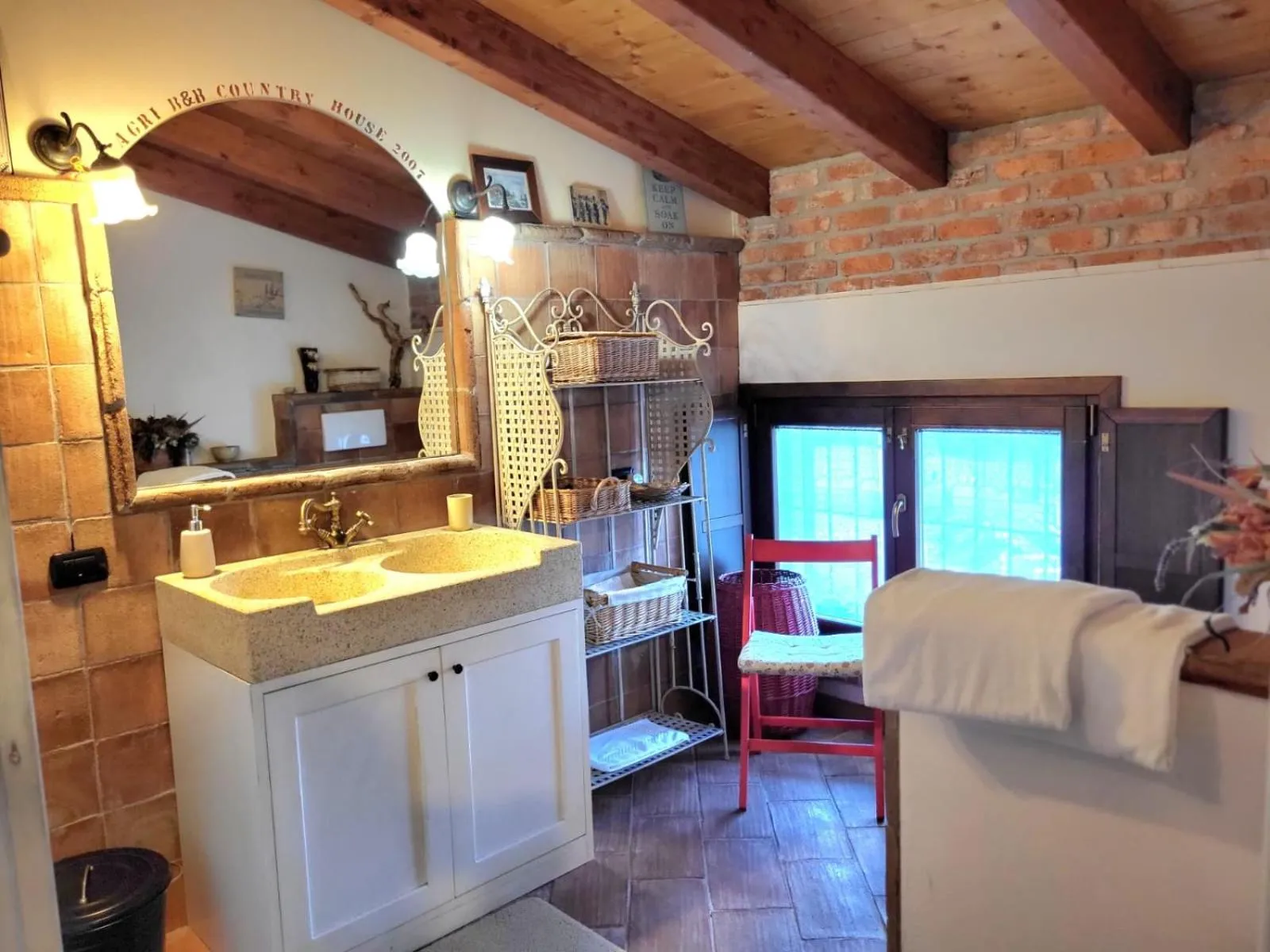 Photo of the whole room in B&B Relais Cascina al Campaccio