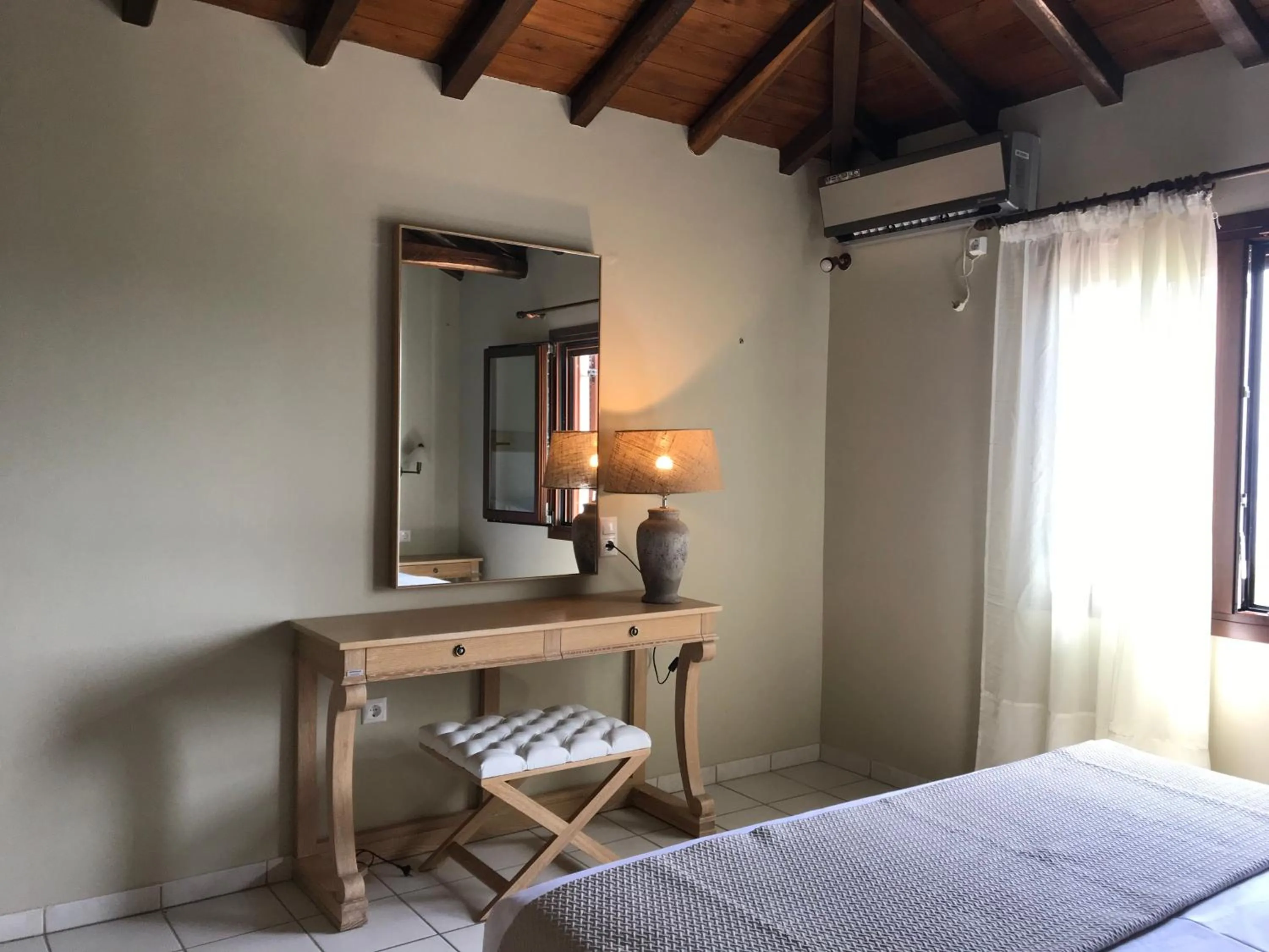 Bedroom, Bed in Villa Xanthippi