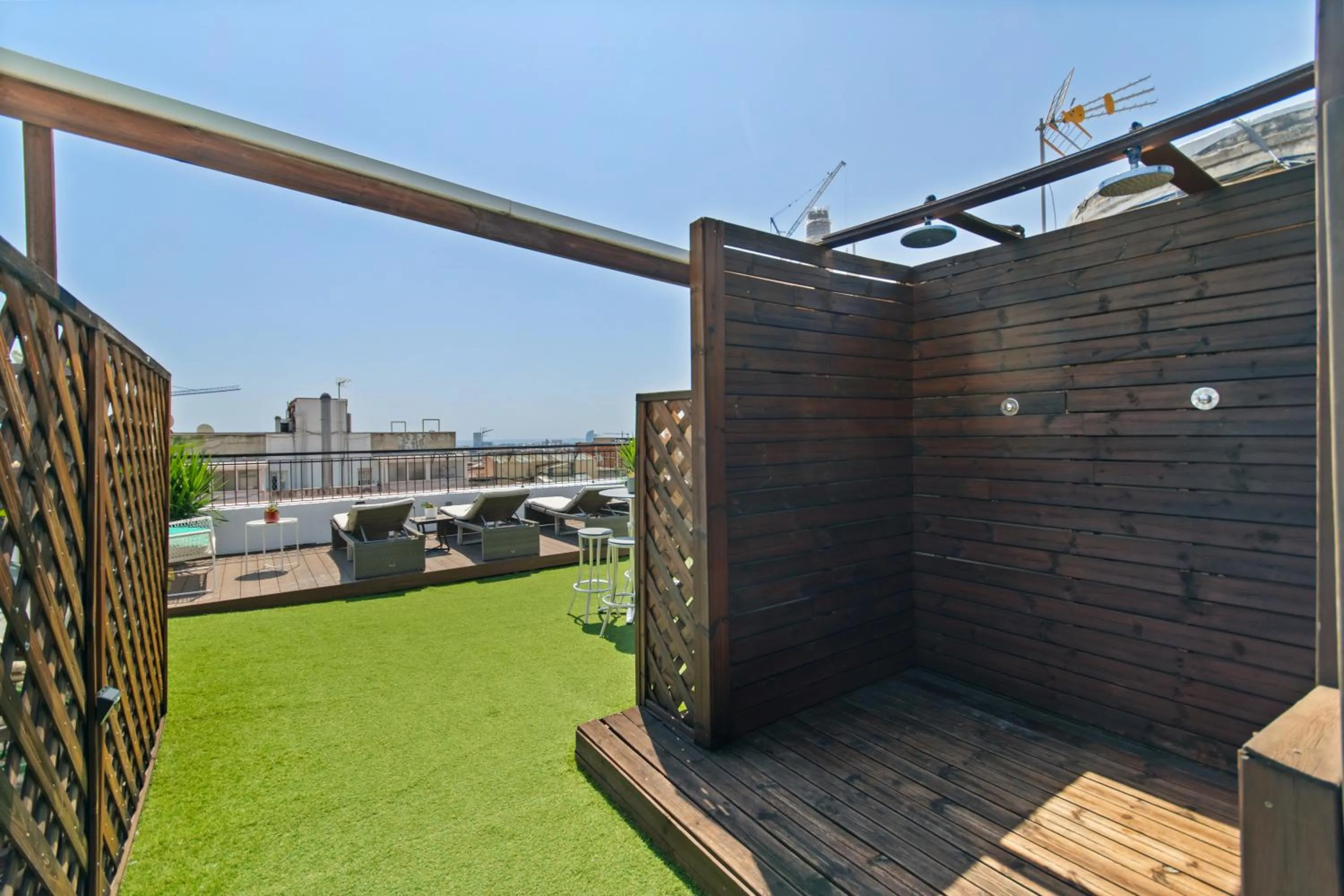 Shower in Suite Home Sagrada Familia