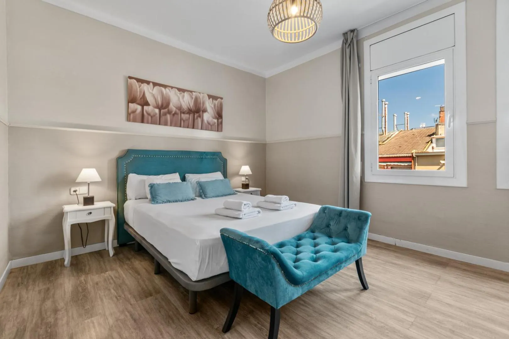 Bed in Suite Home Sagrada Familia