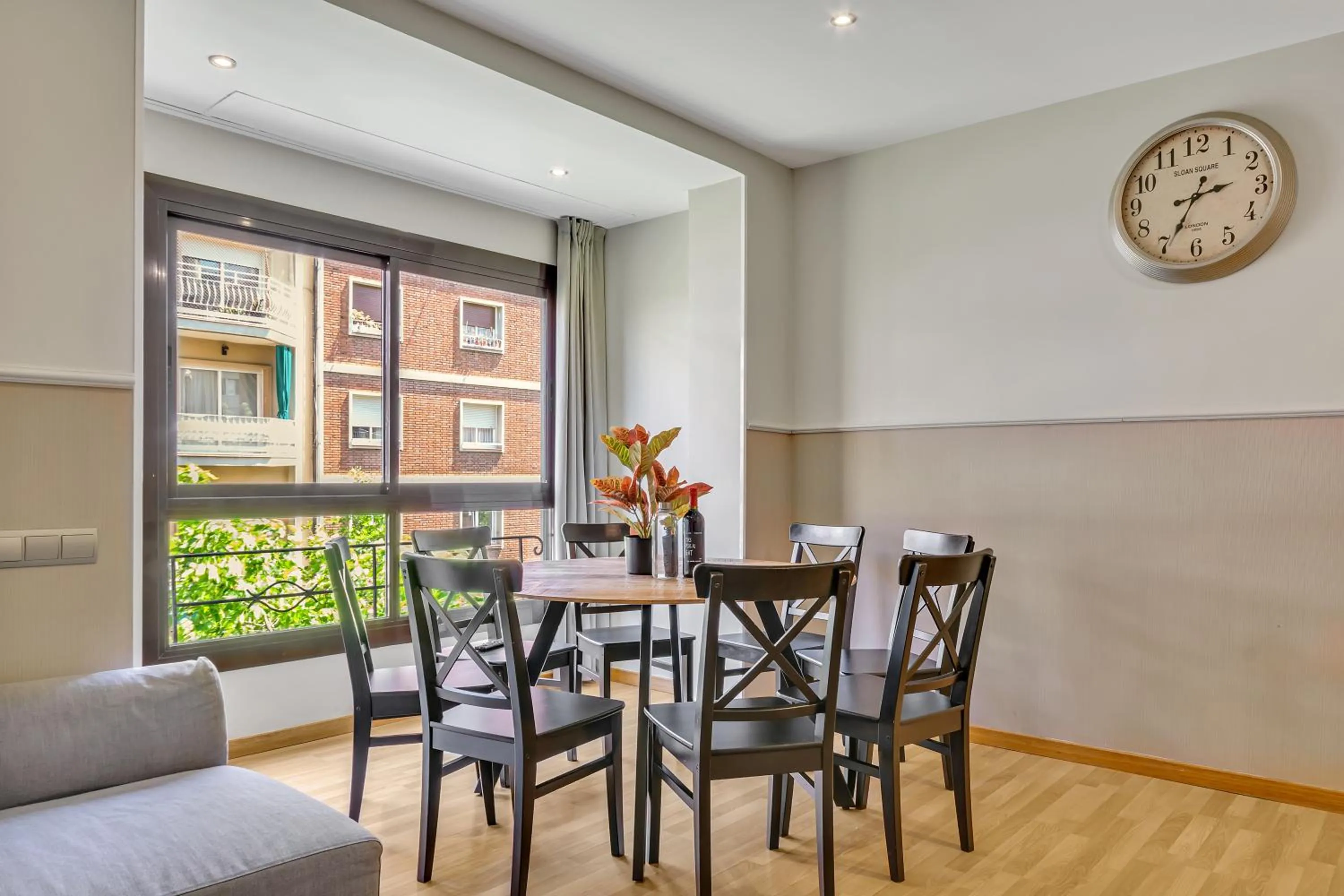 Dining area in Suite Home Sagrada Familia