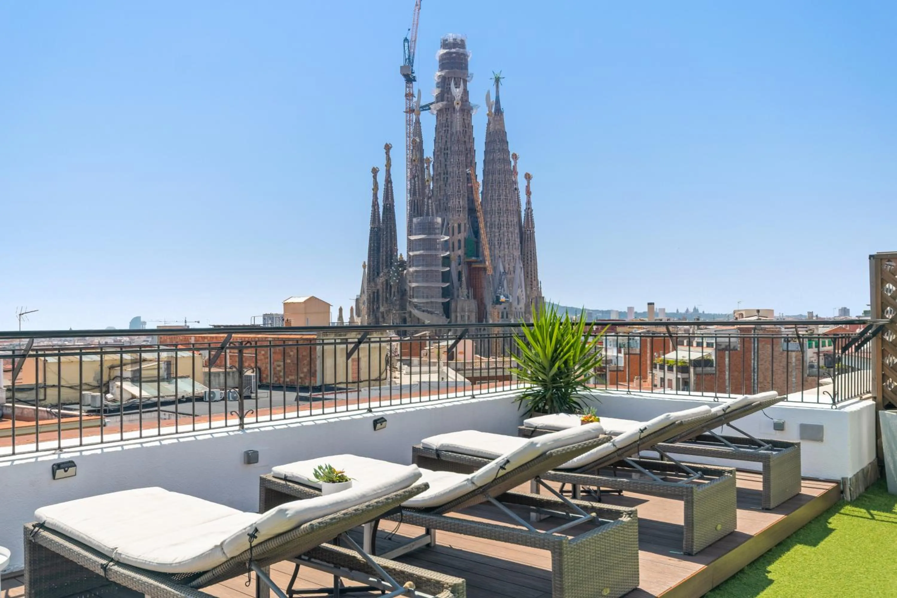 Property building in Suite Home Sagrada Familia