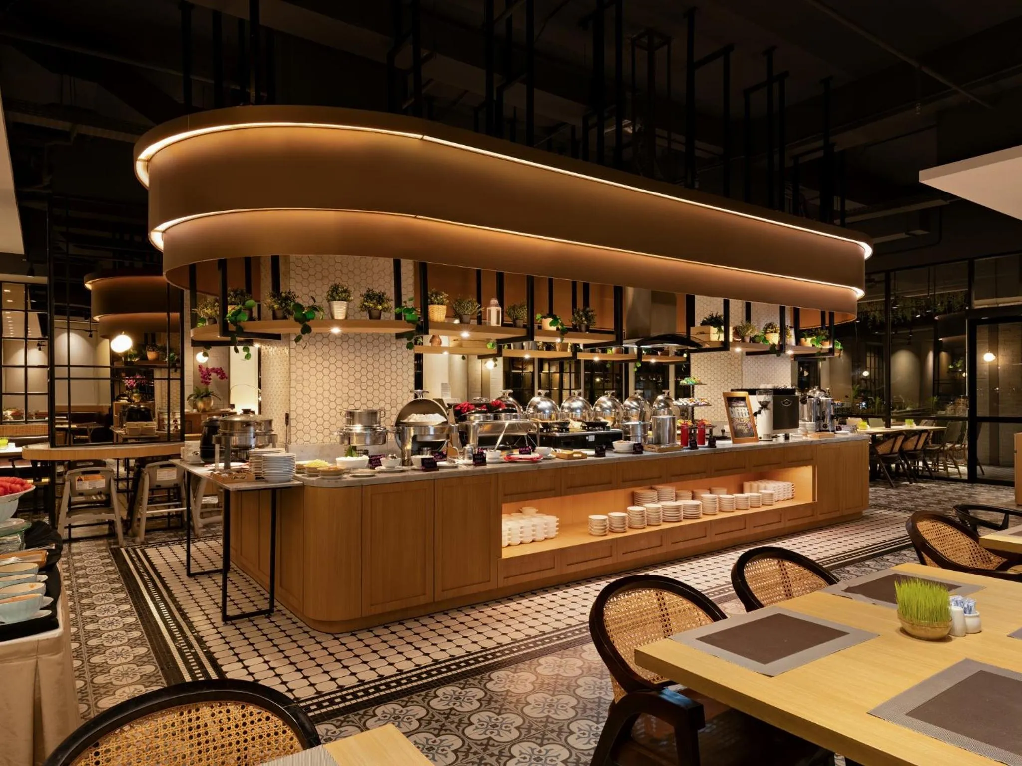 Restaurant/places to eat in Grand Zuri Pekanbaru