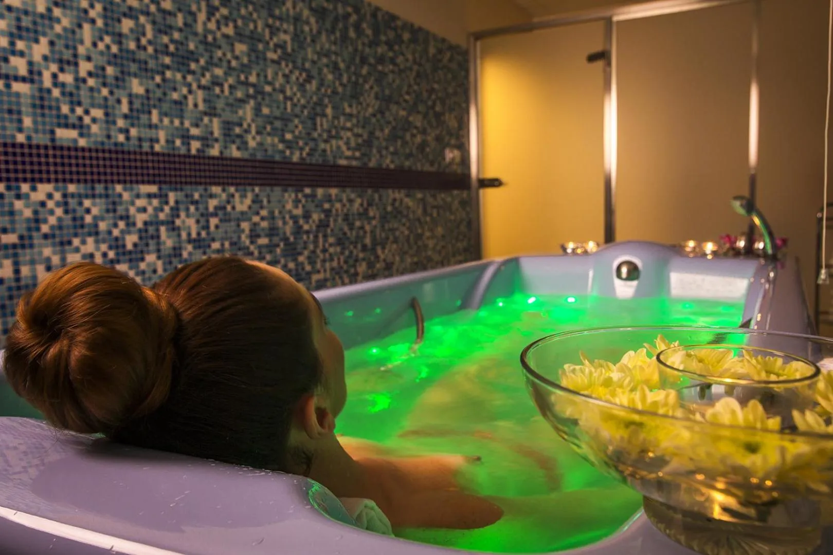 Hot Spring Bath in Bristol Georgy House