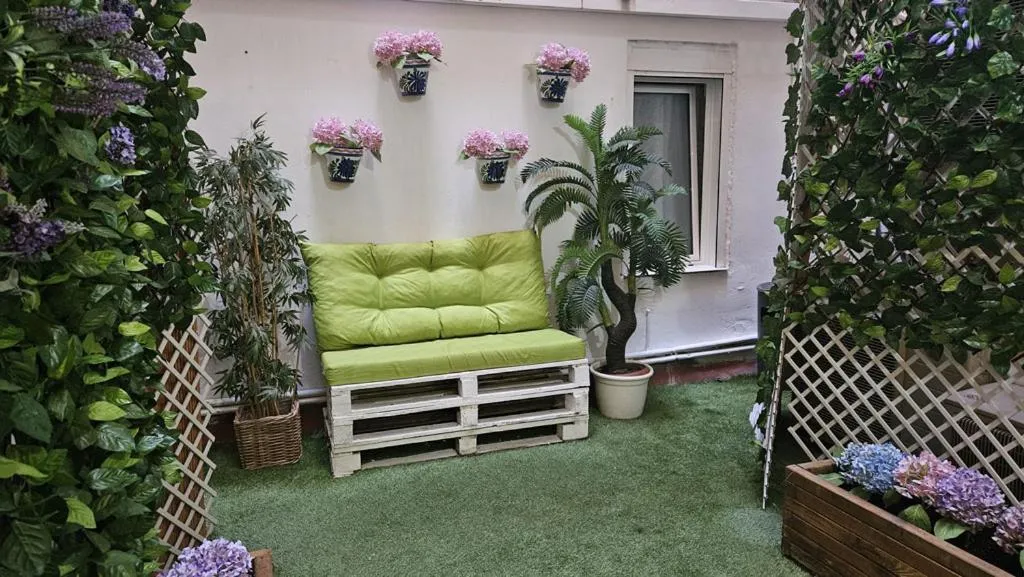 Patio in Hostal Rio De Castro