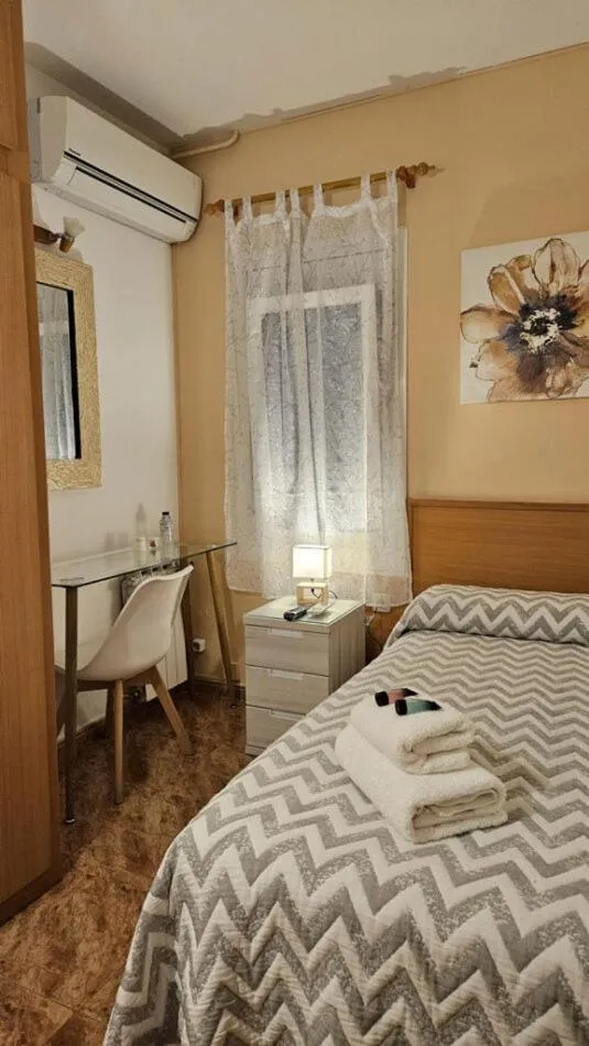 Bed in Hostal Rio De Castro