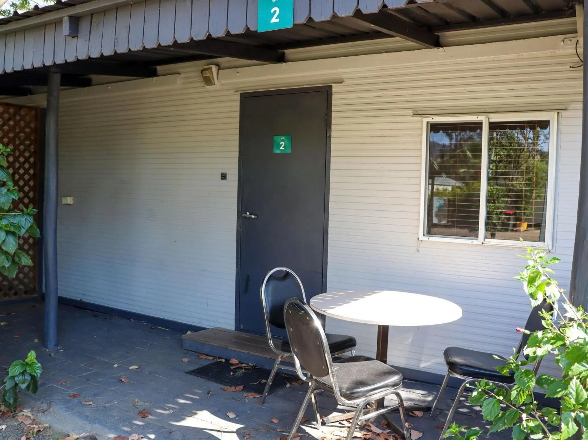 Patio in BIG4 Cania Gorge Holiday Park