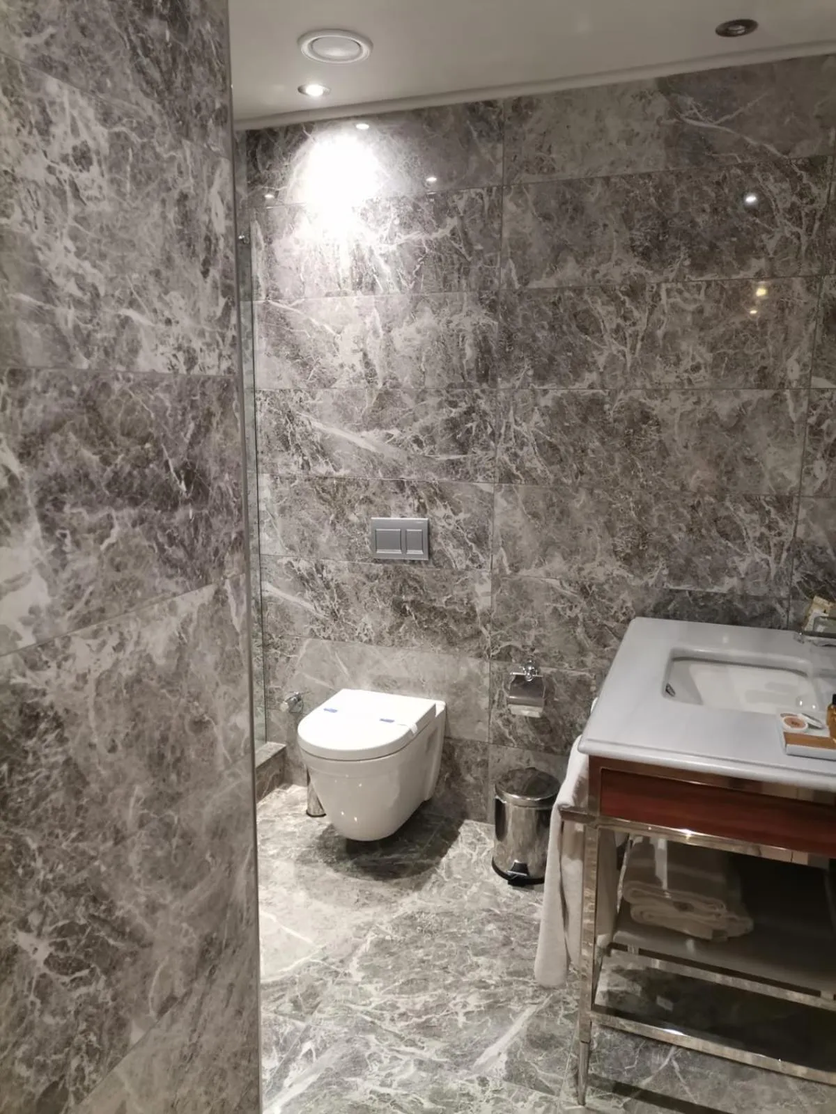 Bathroom in Golden Royal Hotel & SPA