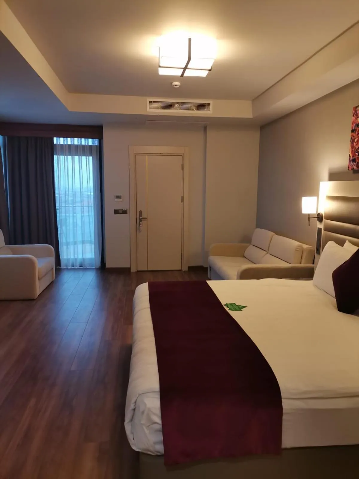 Massage, Bed in Golden Royal Hotel & SPA