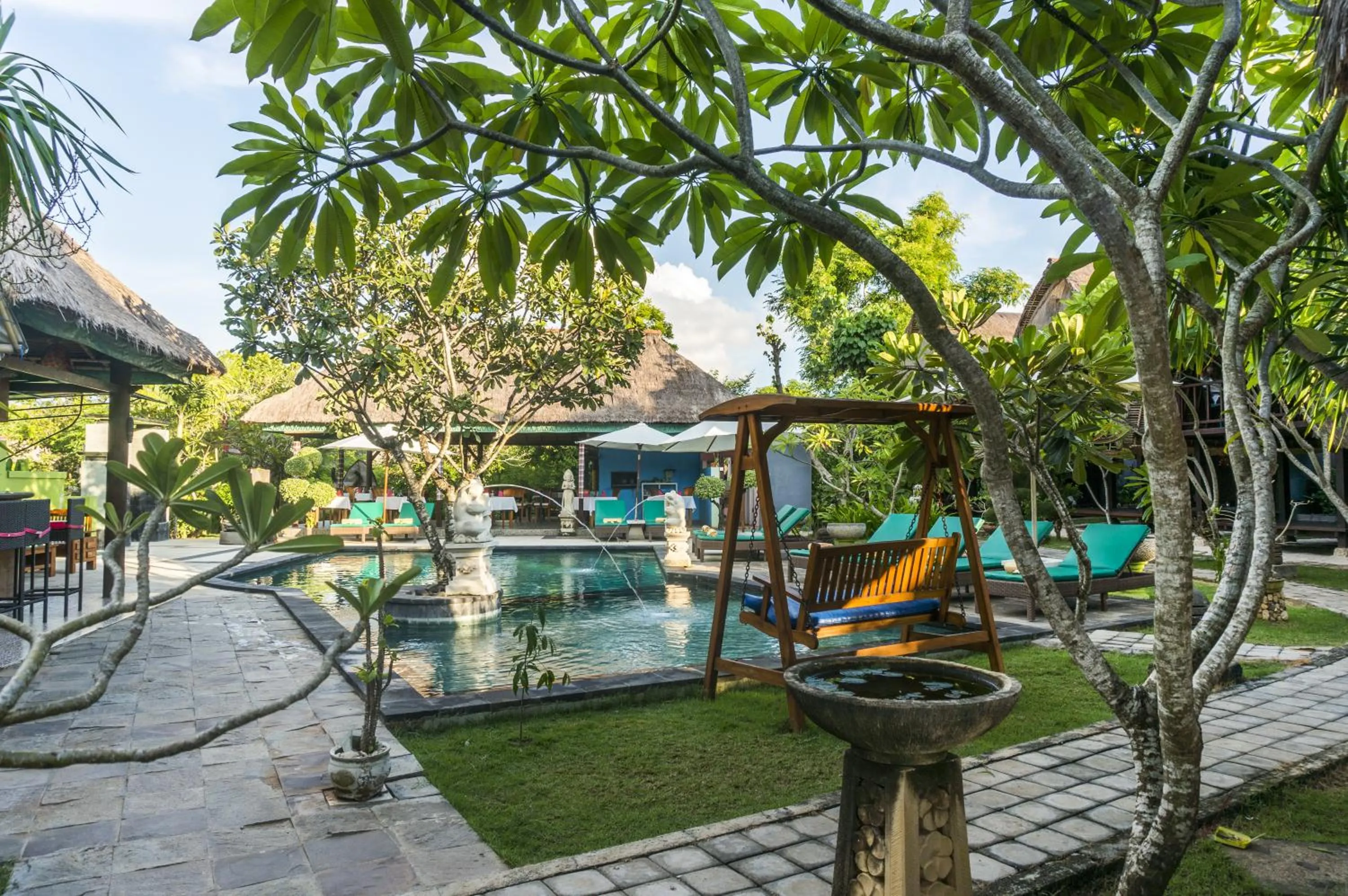 Pool view in Nanuk's Bungalows