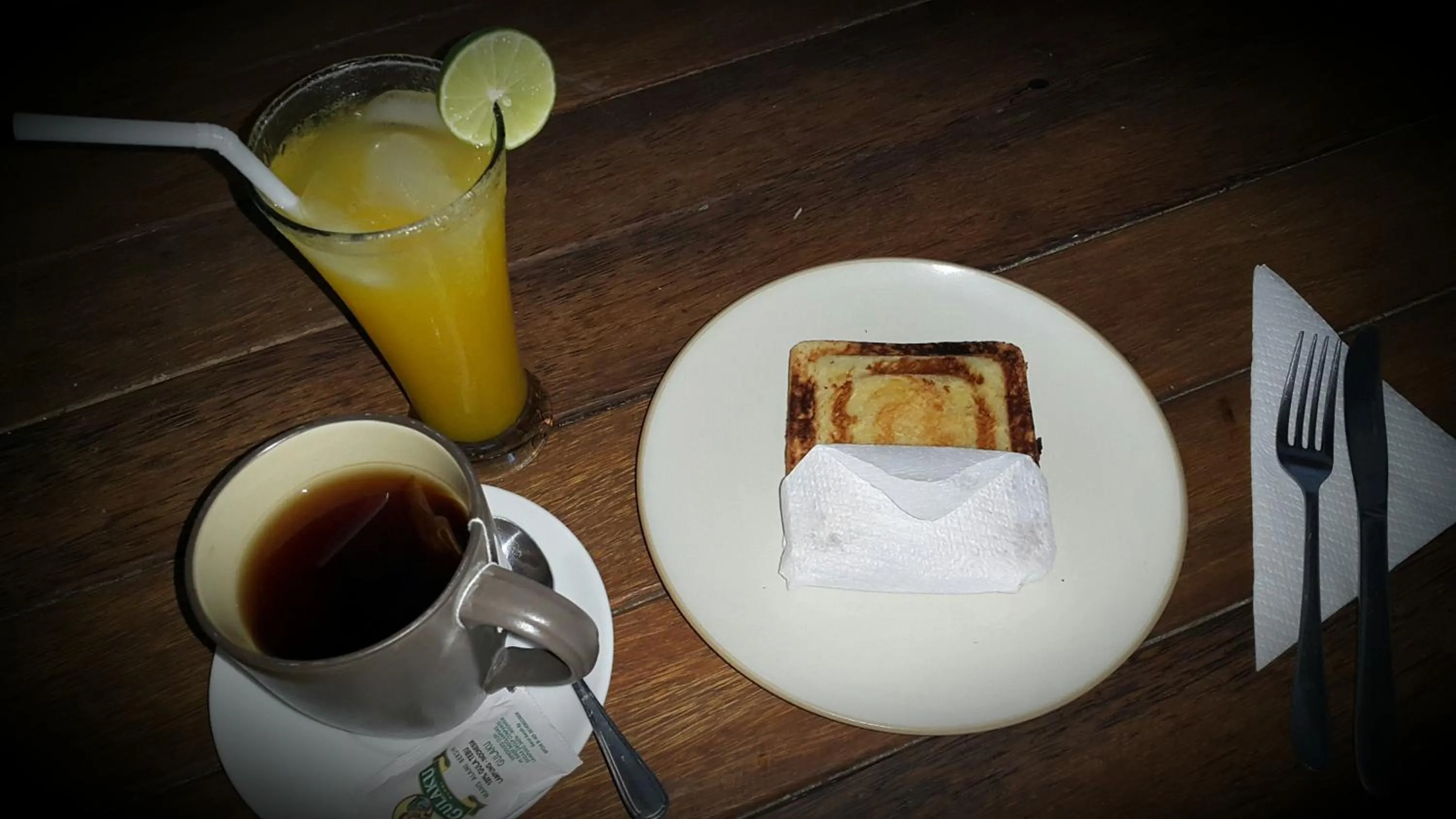 Breakfast in Bungalow No 7