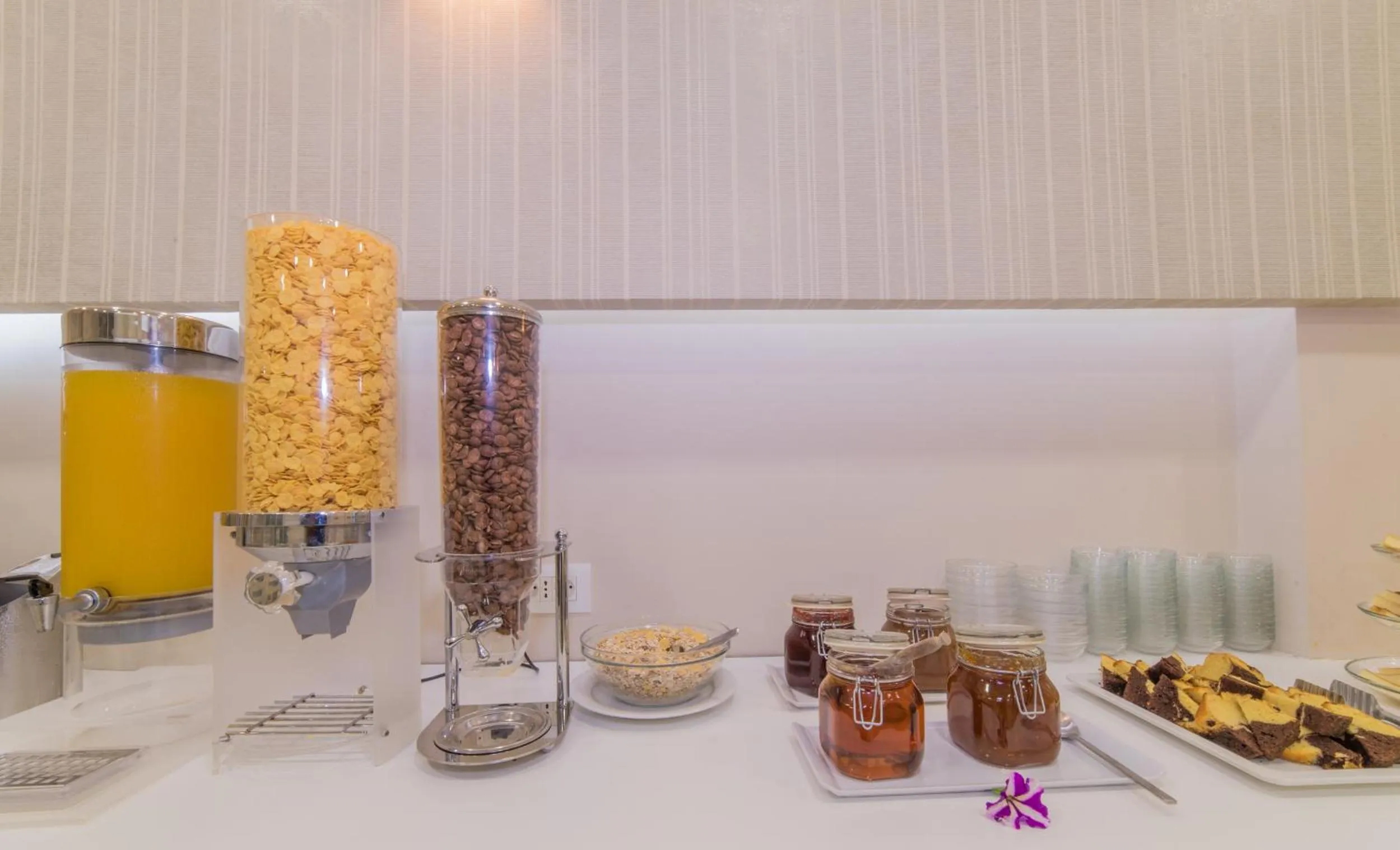 Breakfast in Hotel Palmyra