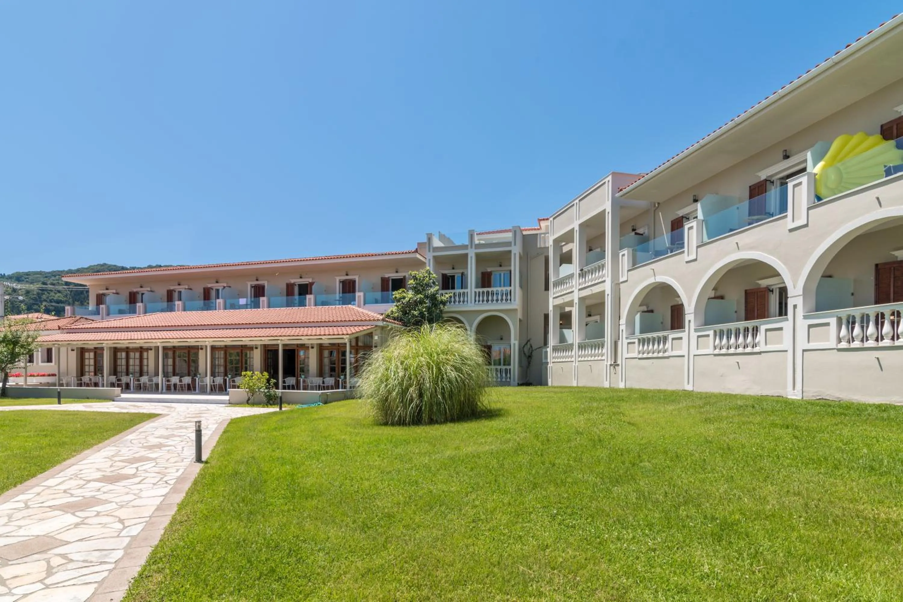 Property building in Hotel Palmyra