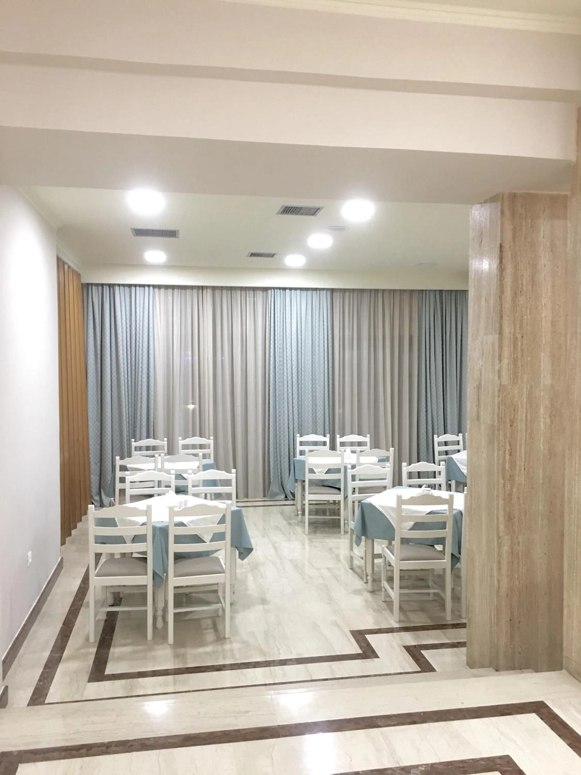 Continental breakfast in Hotel Palmyra