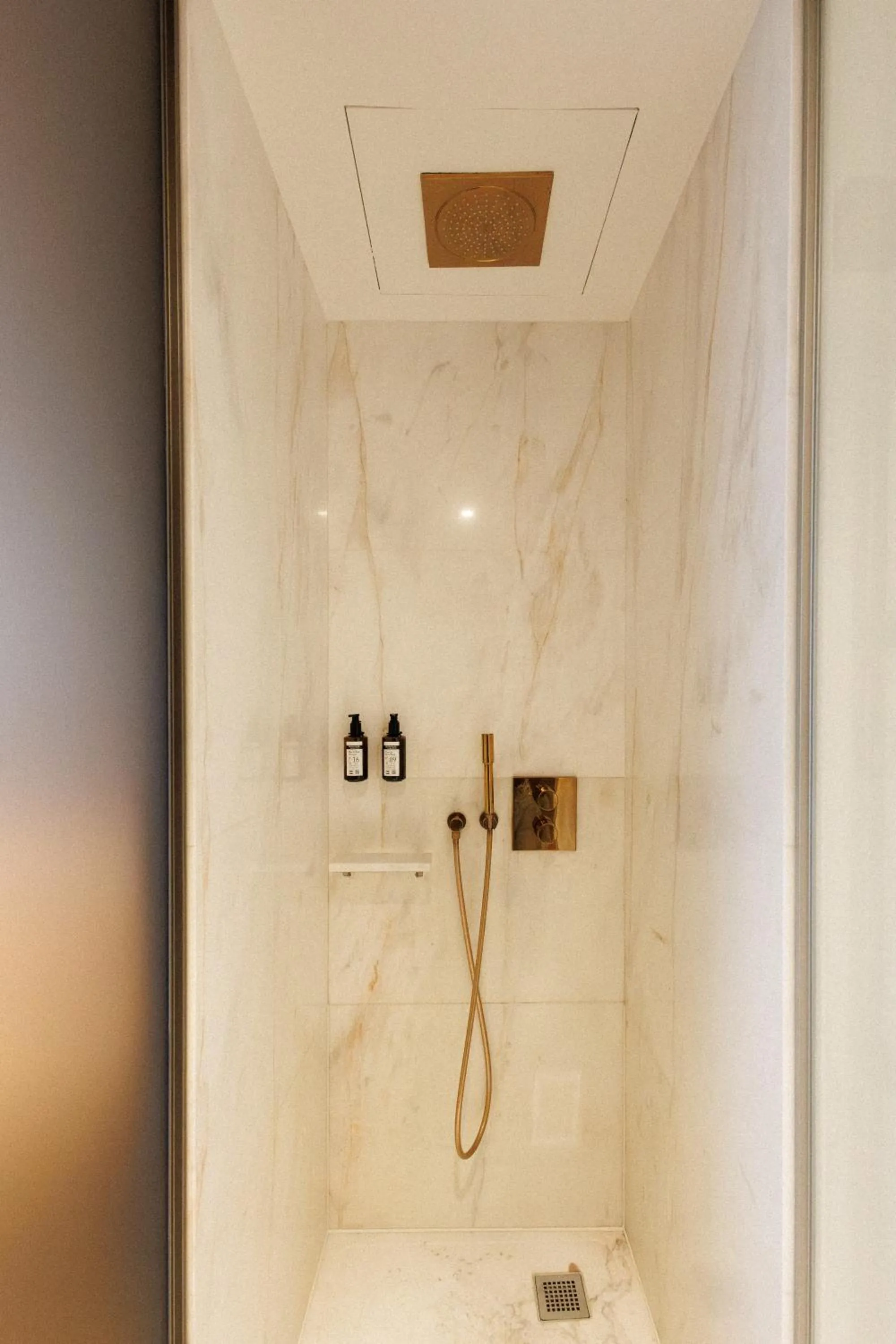 Lasala Plaza Hotel - Adults Only