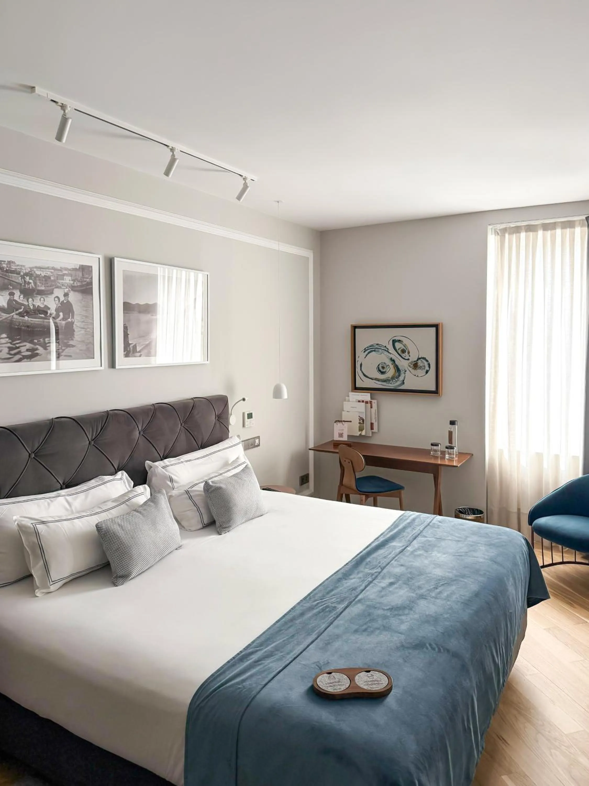 Decorative detail, Bed in Lasala Plaza Hotel - Adults Only