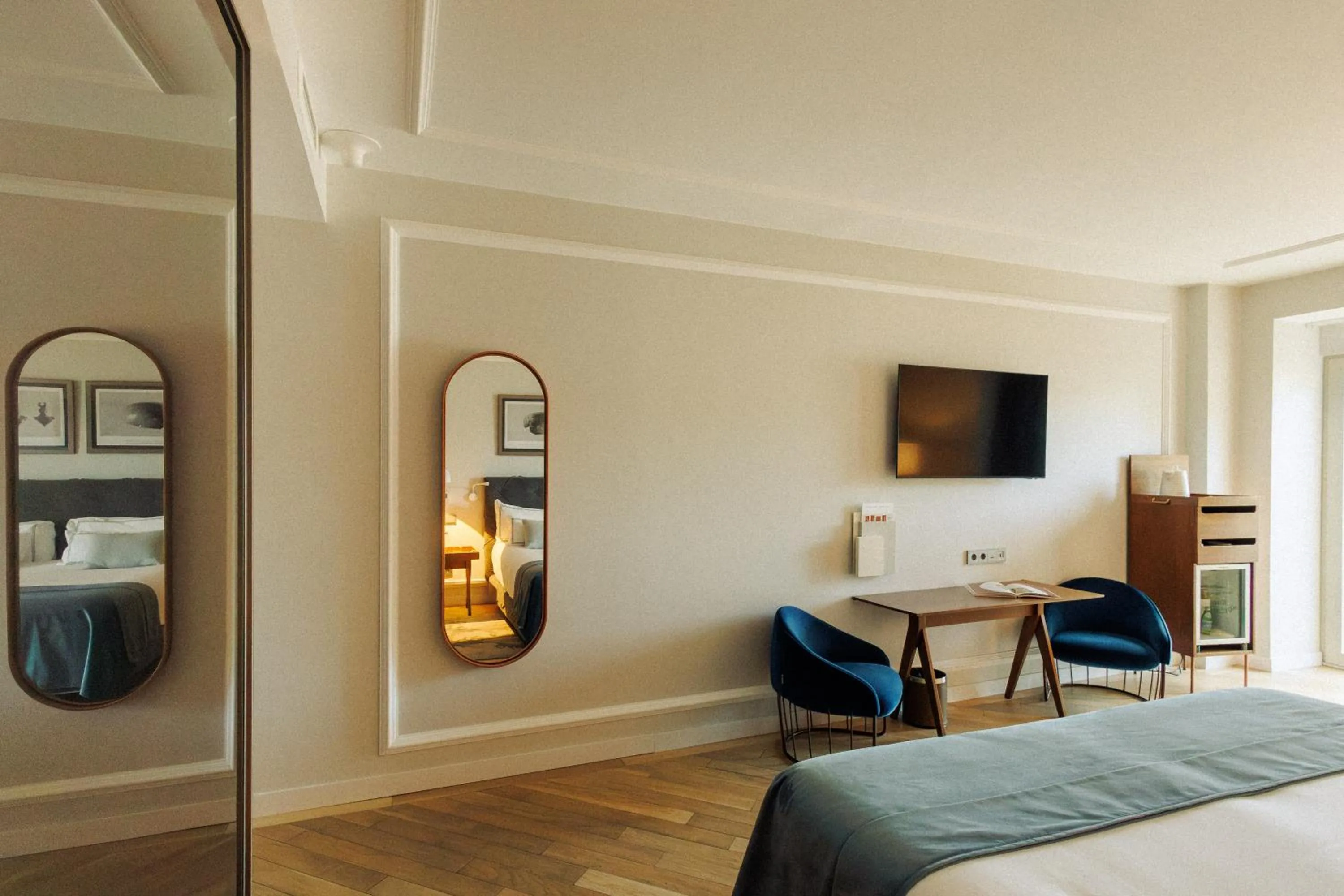 Bed in Lasala Plaza Hotel - Adults Only