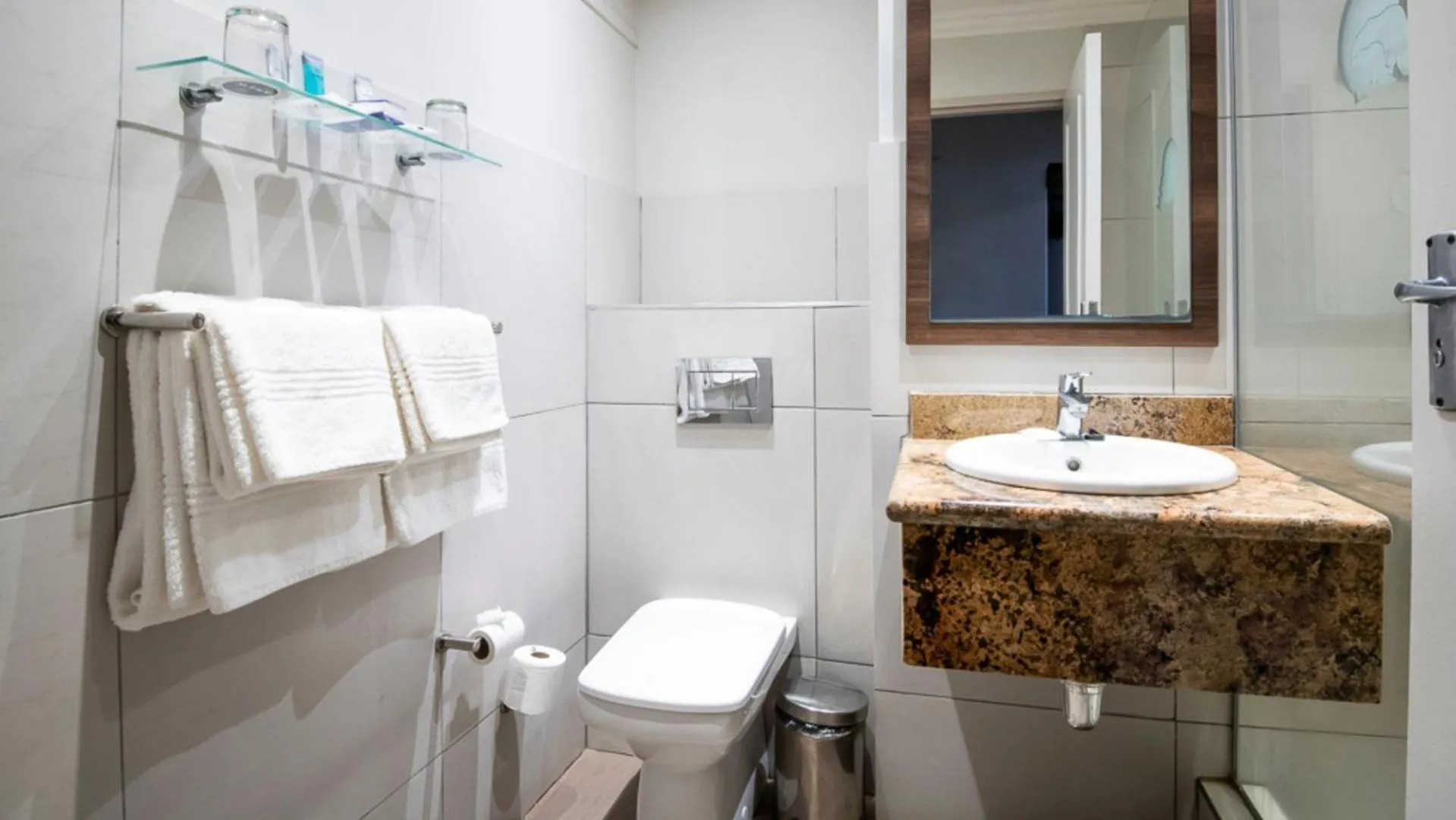 Shower in ANEW Hotel Hluhluwe