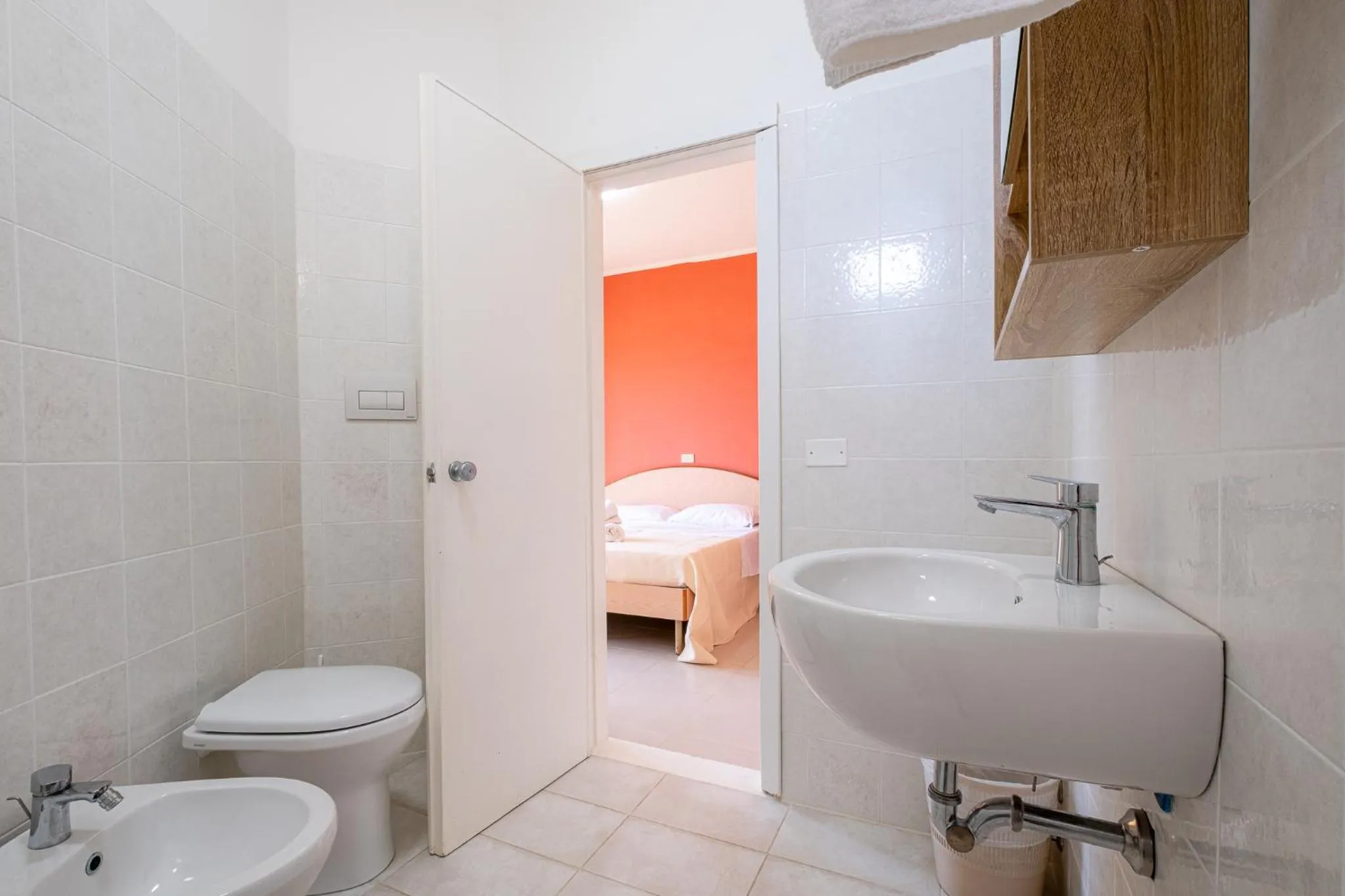 Shower in Hotel Crown