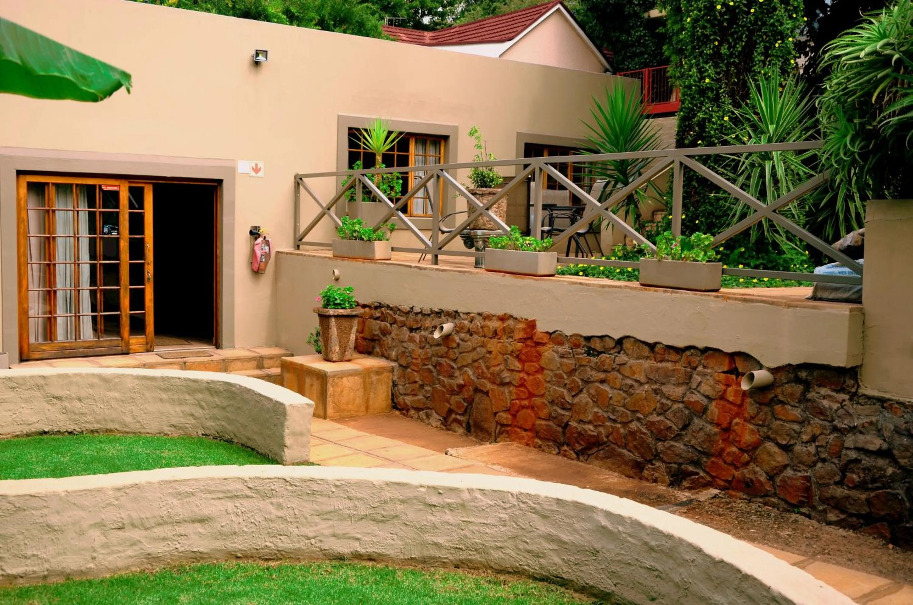 Patio in 7th Street Guesthouse