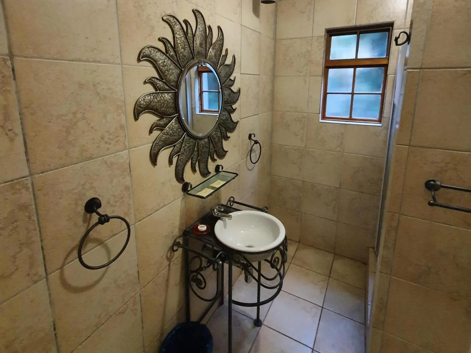 Bathroom in 7th Street Guesthouse