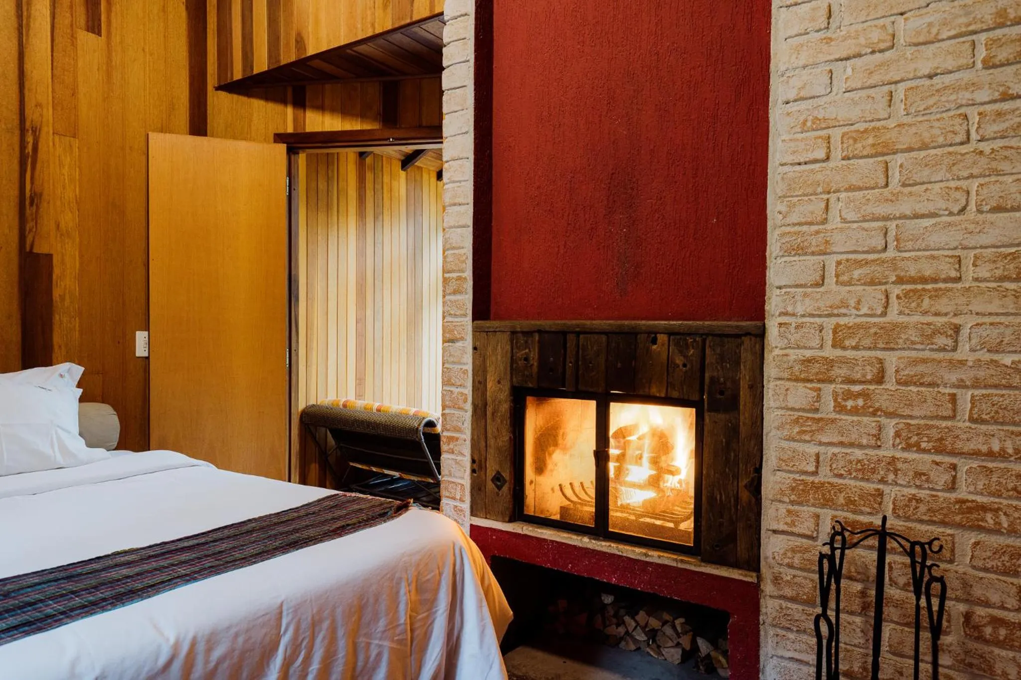 flat iron, Bed in Pousada Ahavanoah