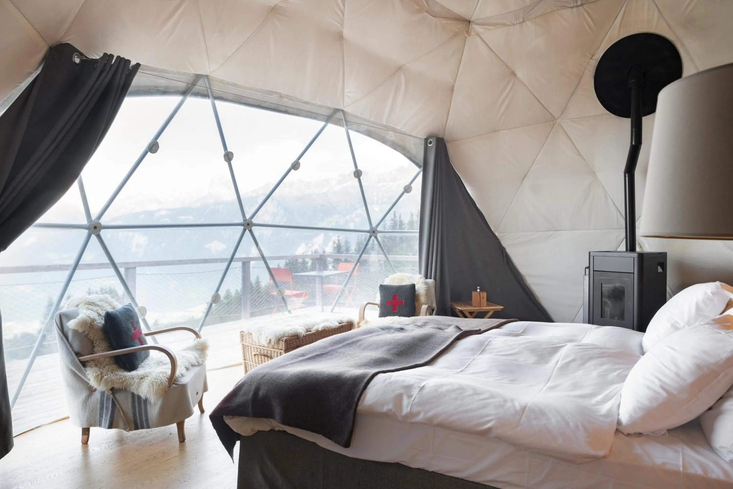 Property building in Whitepod Original