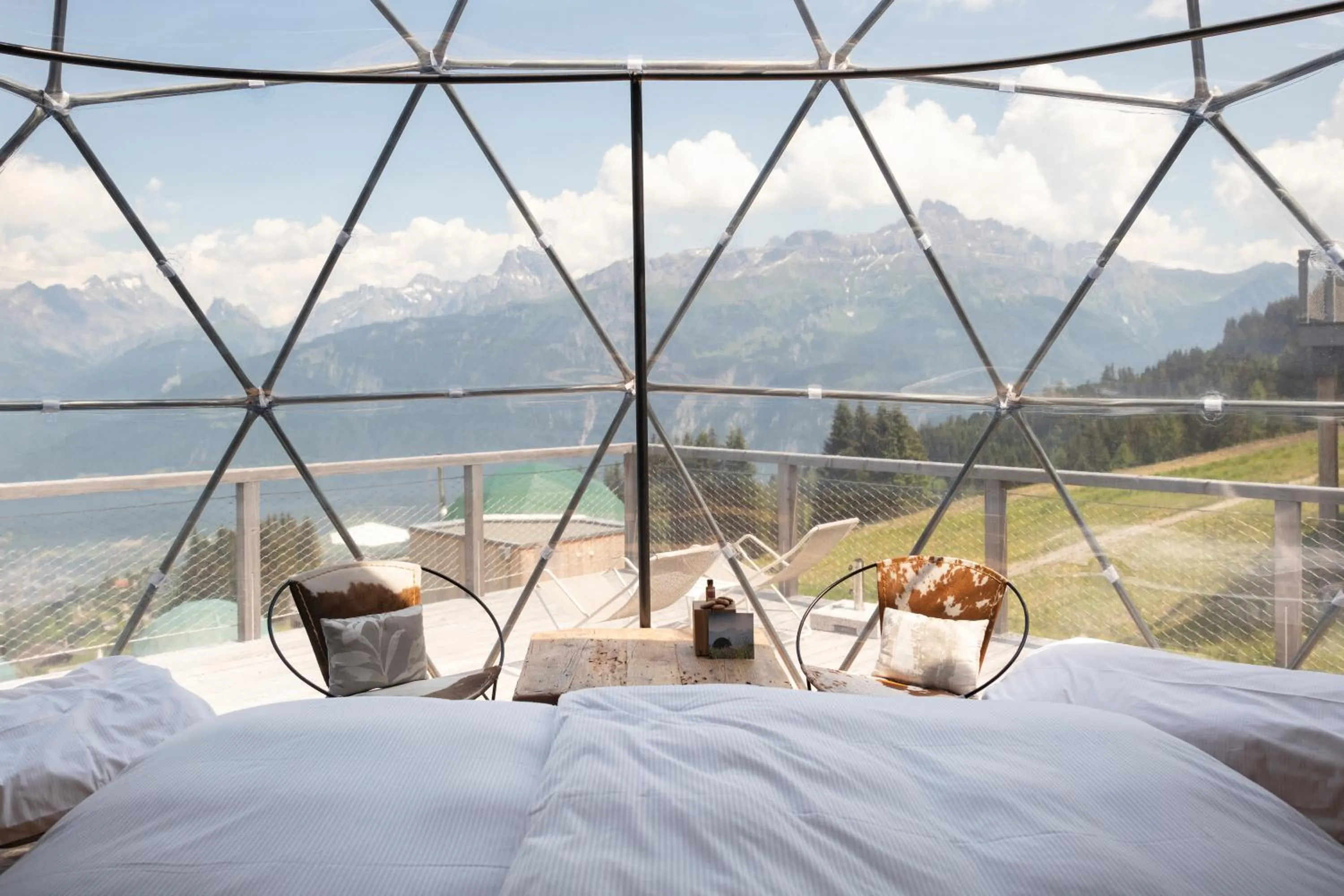 Property building in Whitepod Original