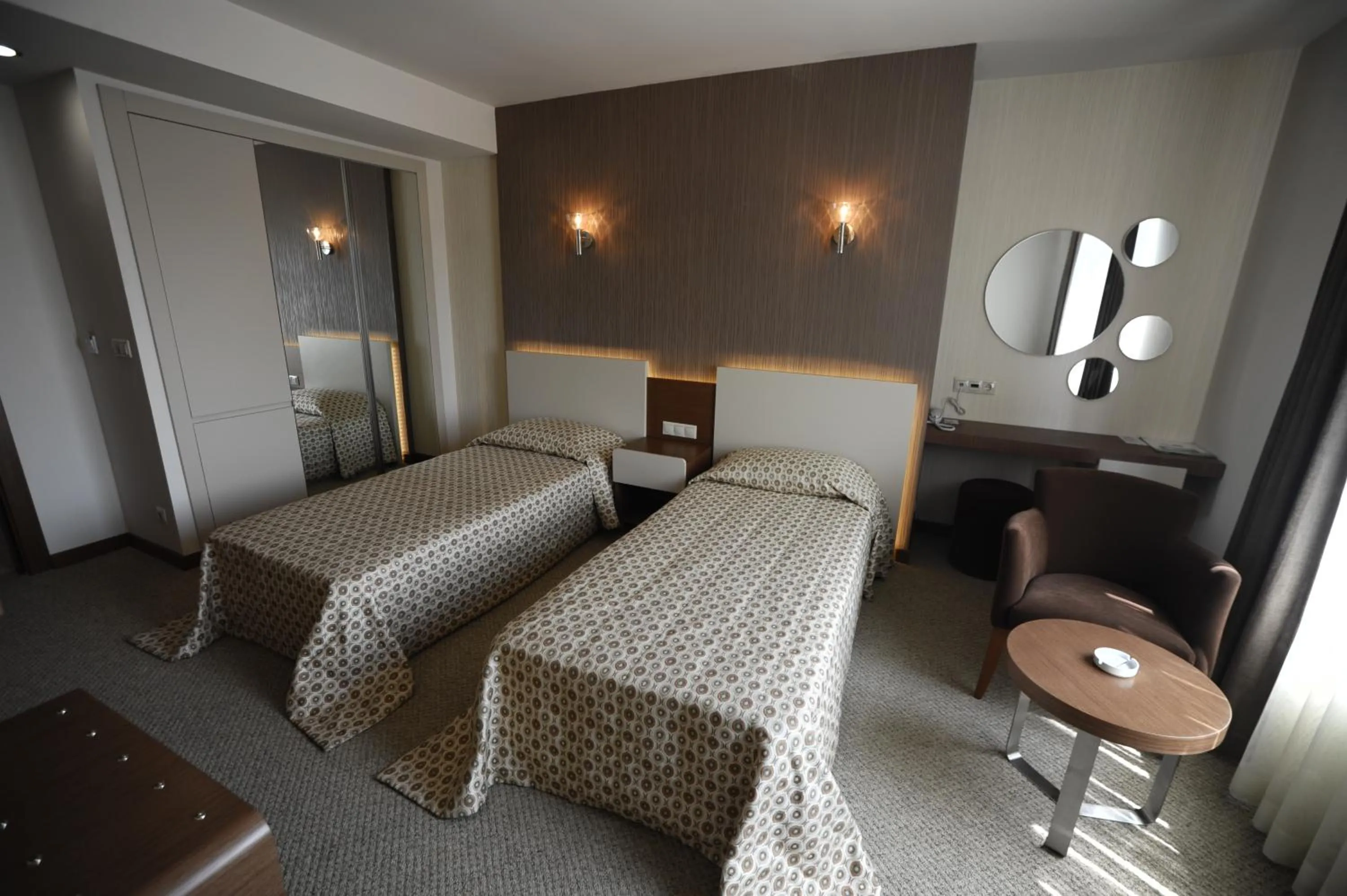 Bedroom, Bed in Baliktasi City Hotel & Spa