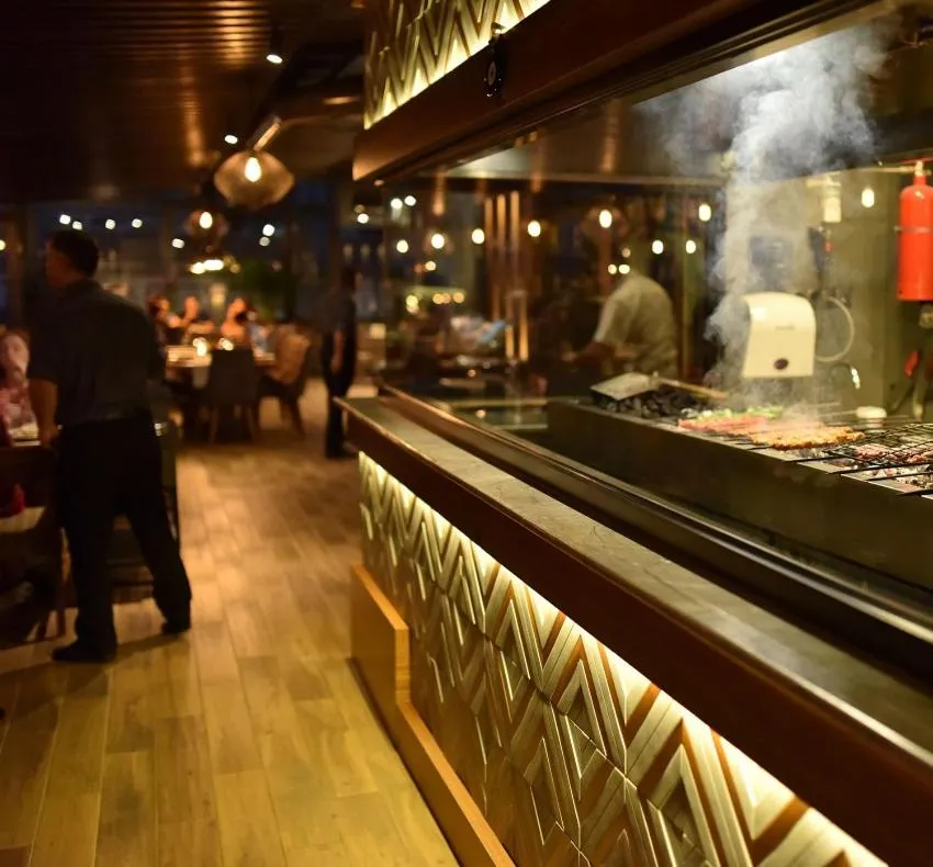 Restaurant/places to eat in Baliktasi City Hotel & Spa