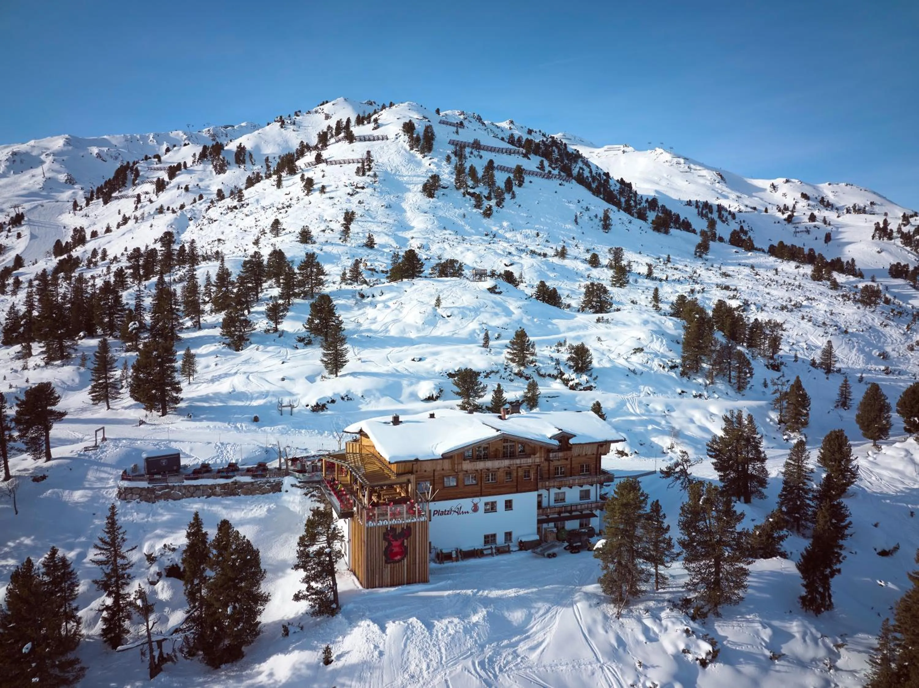 Property building in Berggasthof Platzlalm